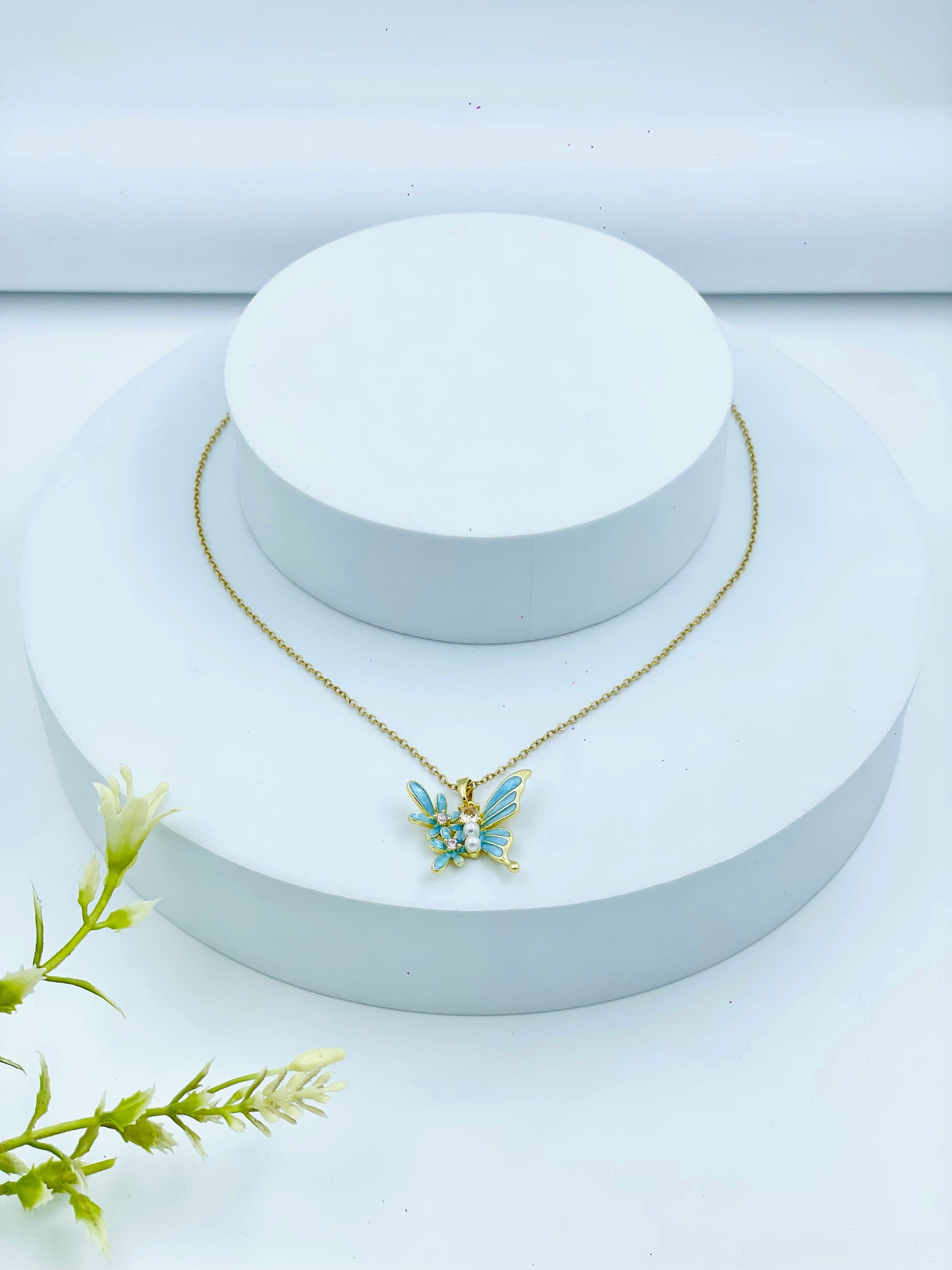 Elegant Butterfly Pendant Necklace