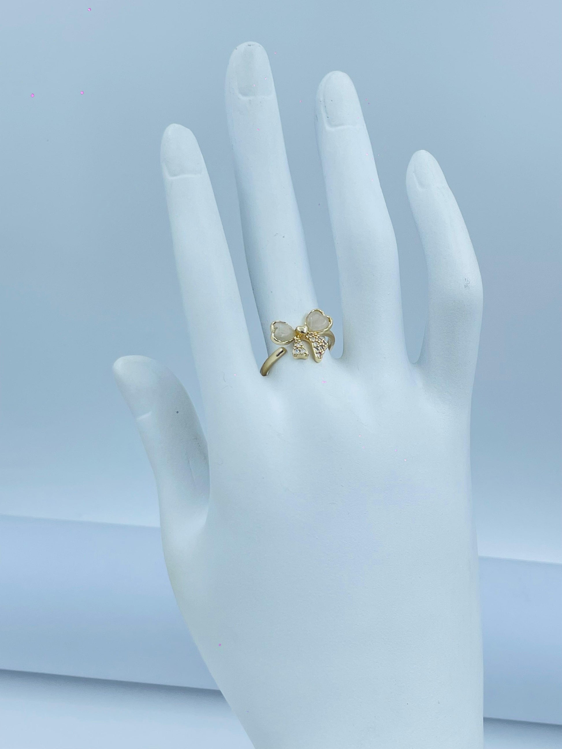 Sparkling Bow Tie Gold Statement Ring