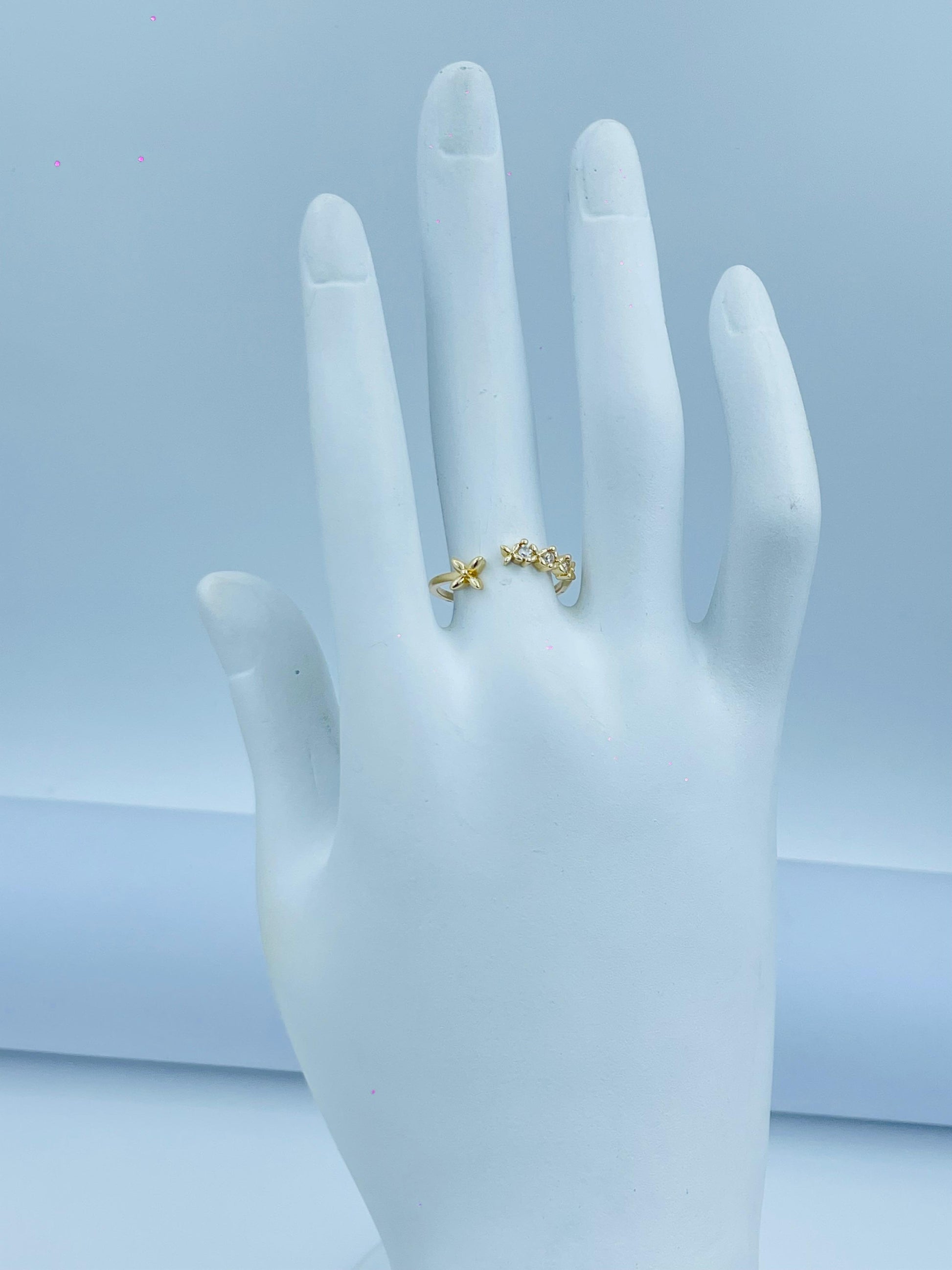 Floral-Inspired Gold Ring with CZ Accents