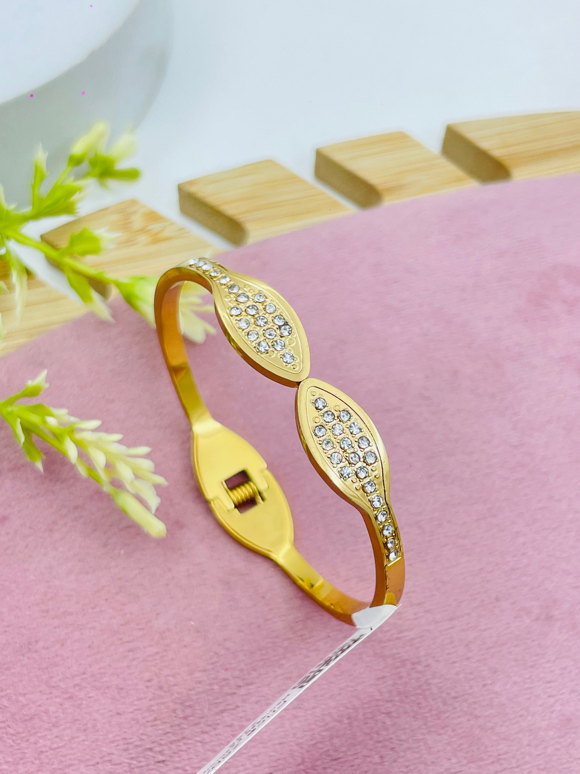 Elegant Goldtone Crystal Bangle  Exquisite Design