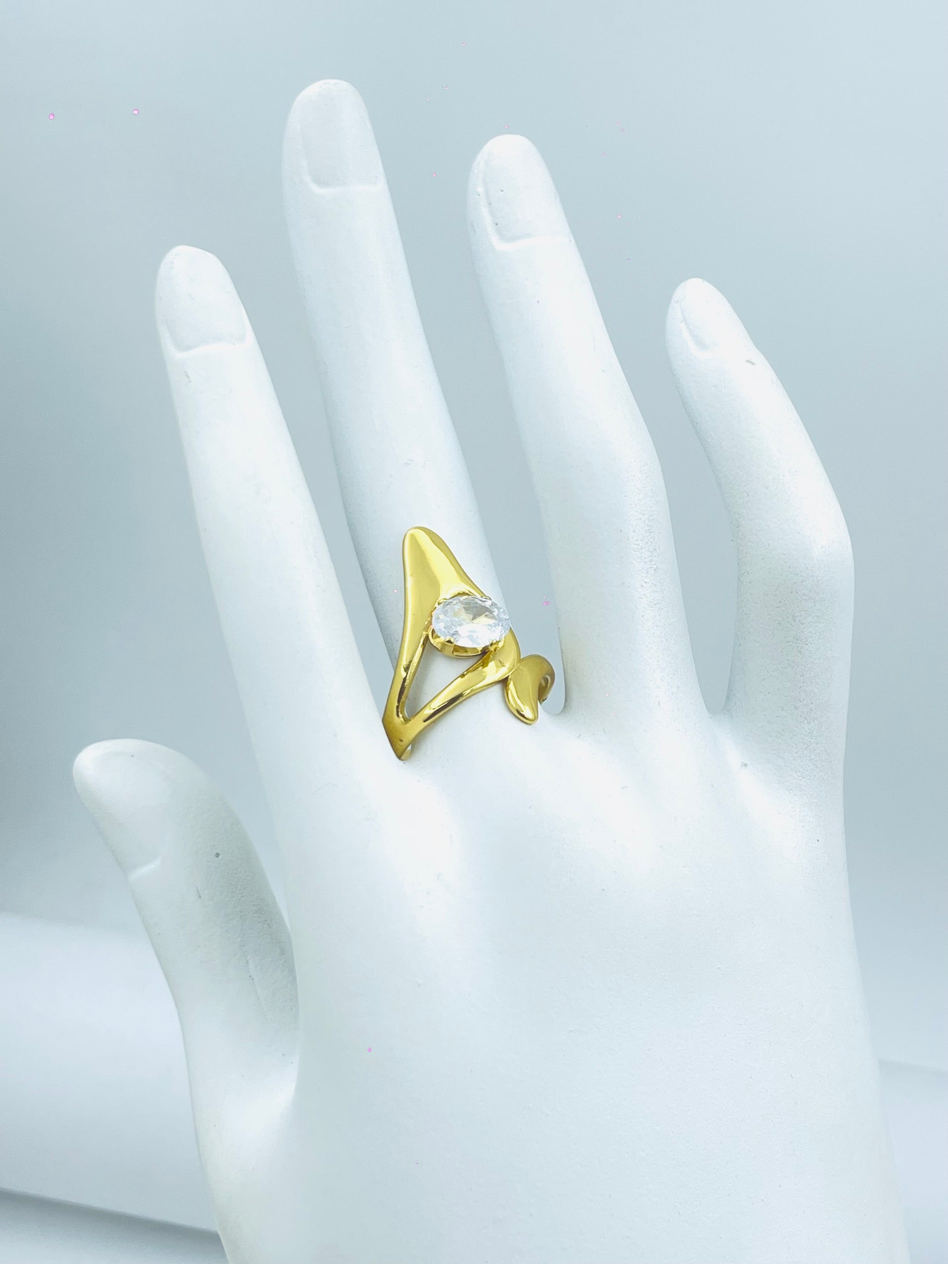 Elegant Gold Twist Ring with Teardrop Gemstone  Perfect Gift