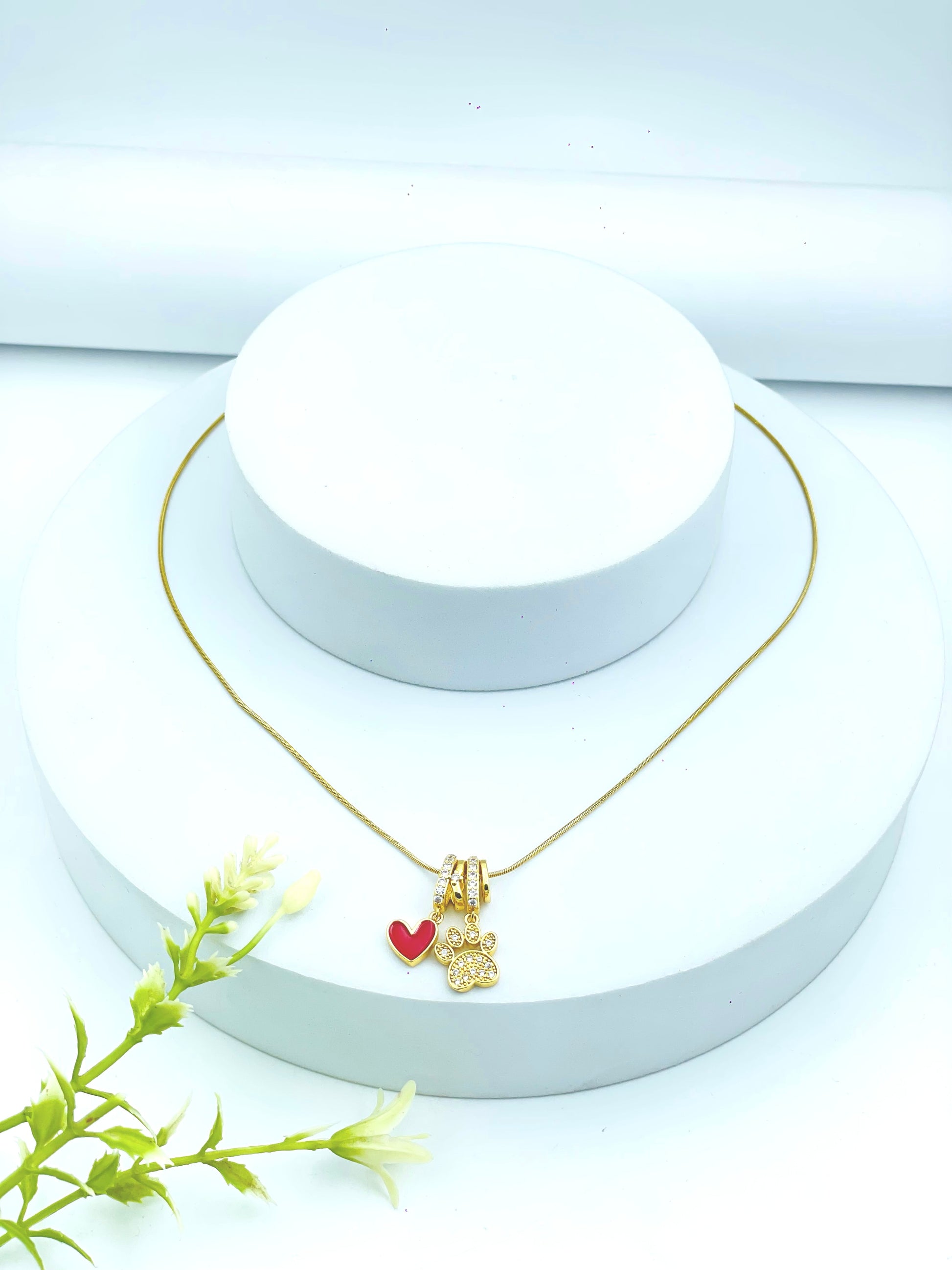 Elegant Gold Necklace with Heart and Paw Charm
