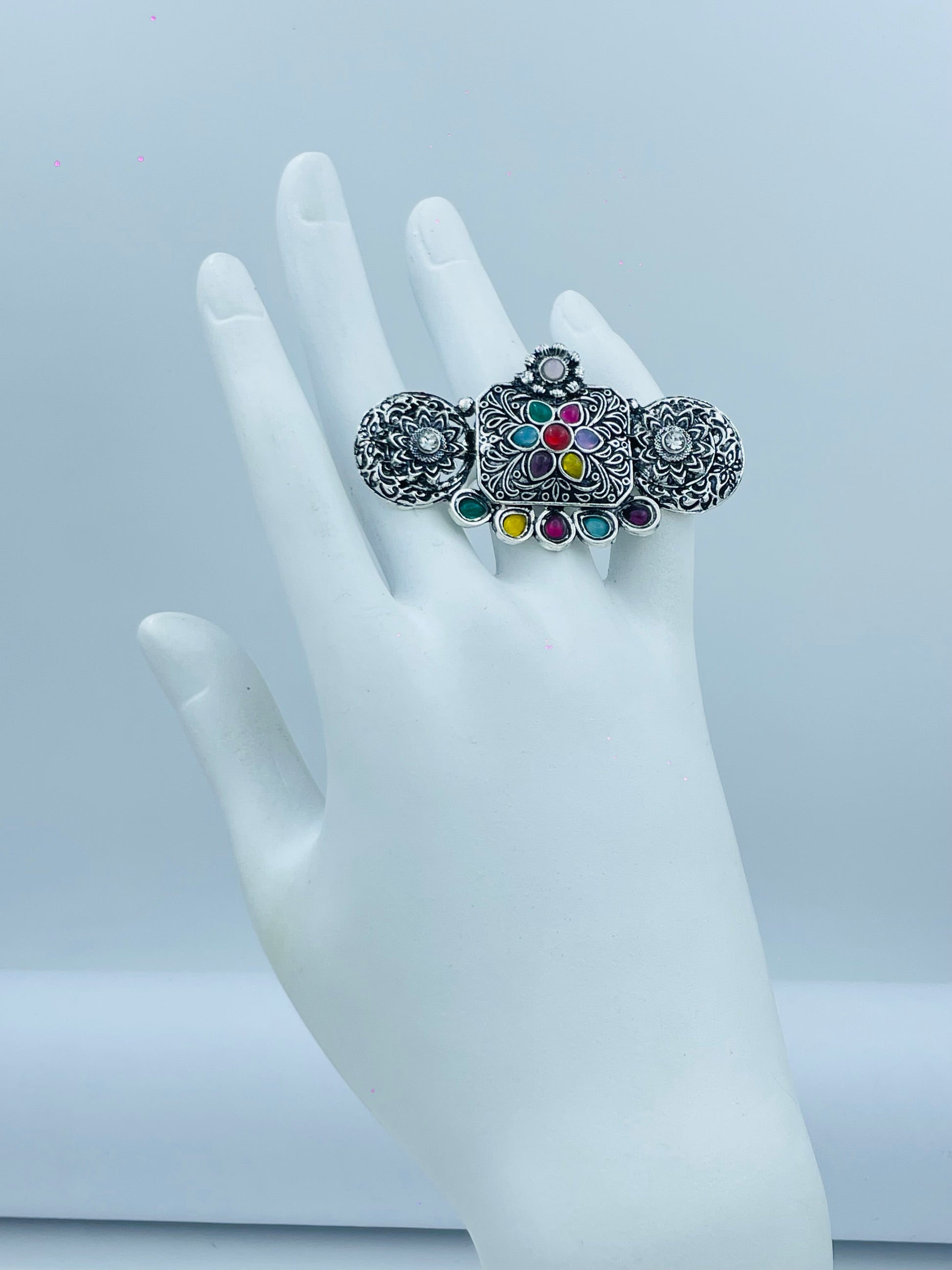 Elegant Vintage MultiStone Adjustable Ring