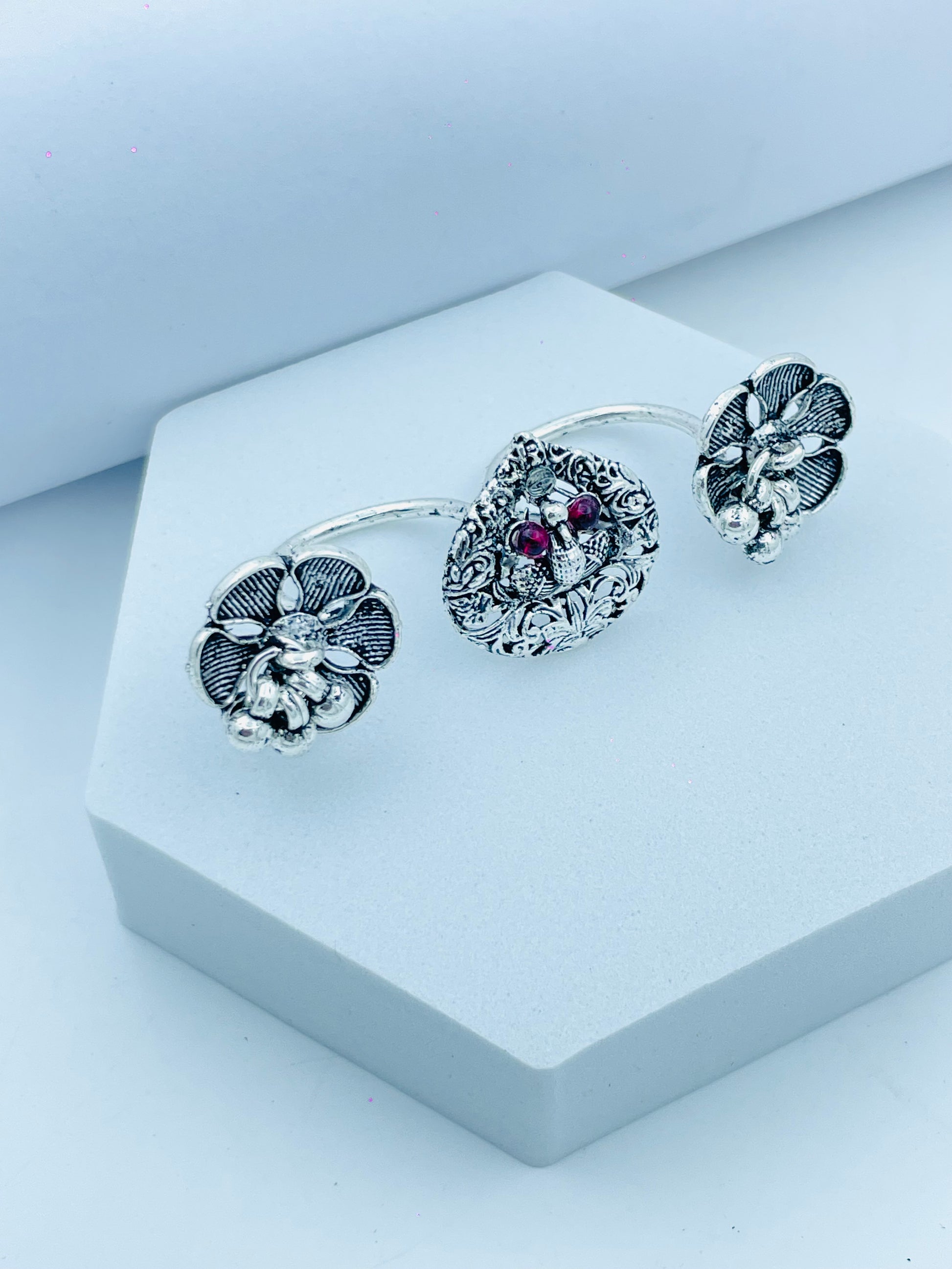 Elegant Silver Floral Adjustable Ring