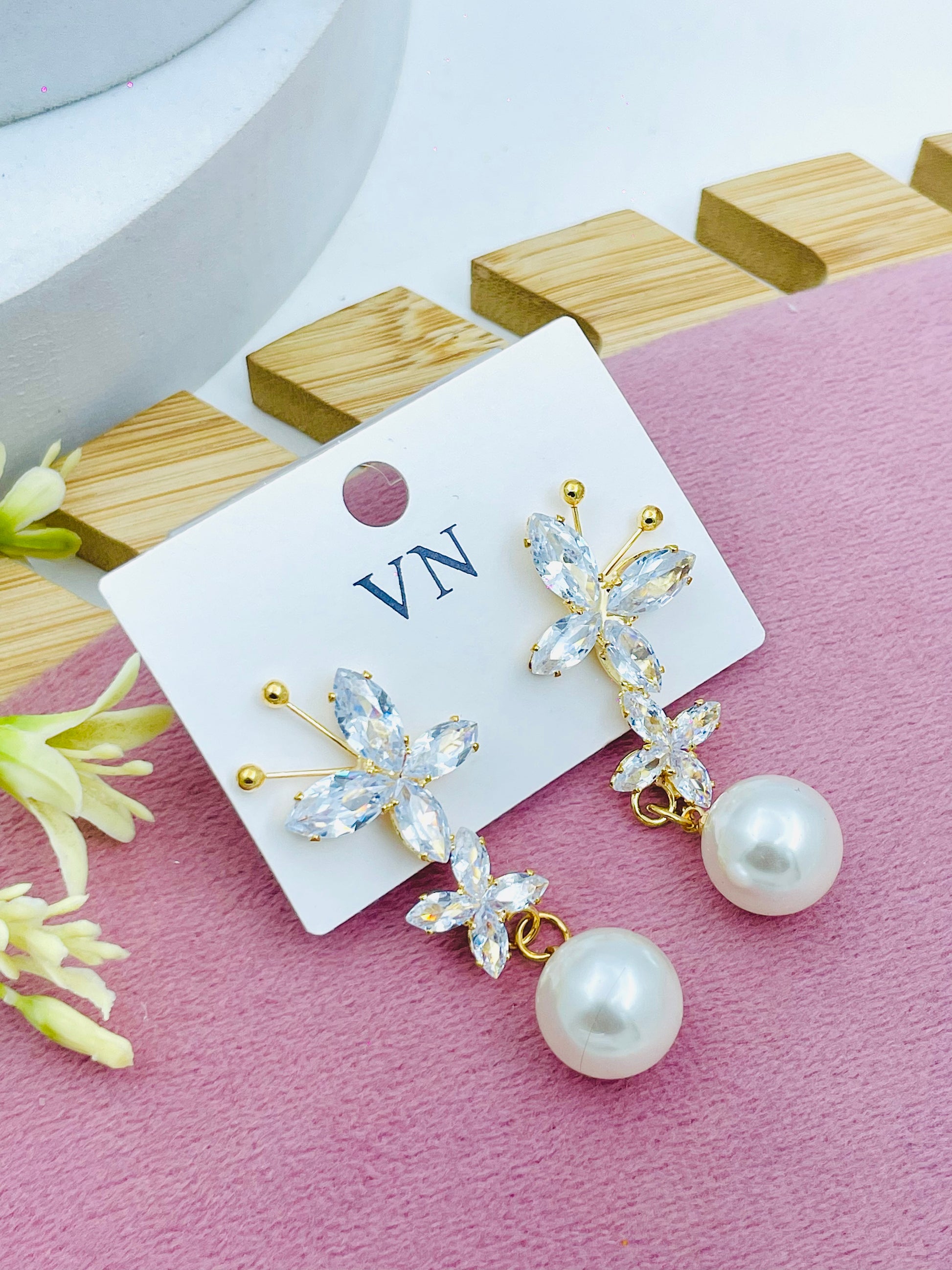 Elegant Crystal Butterfly Pearl Drop Earrings  VN