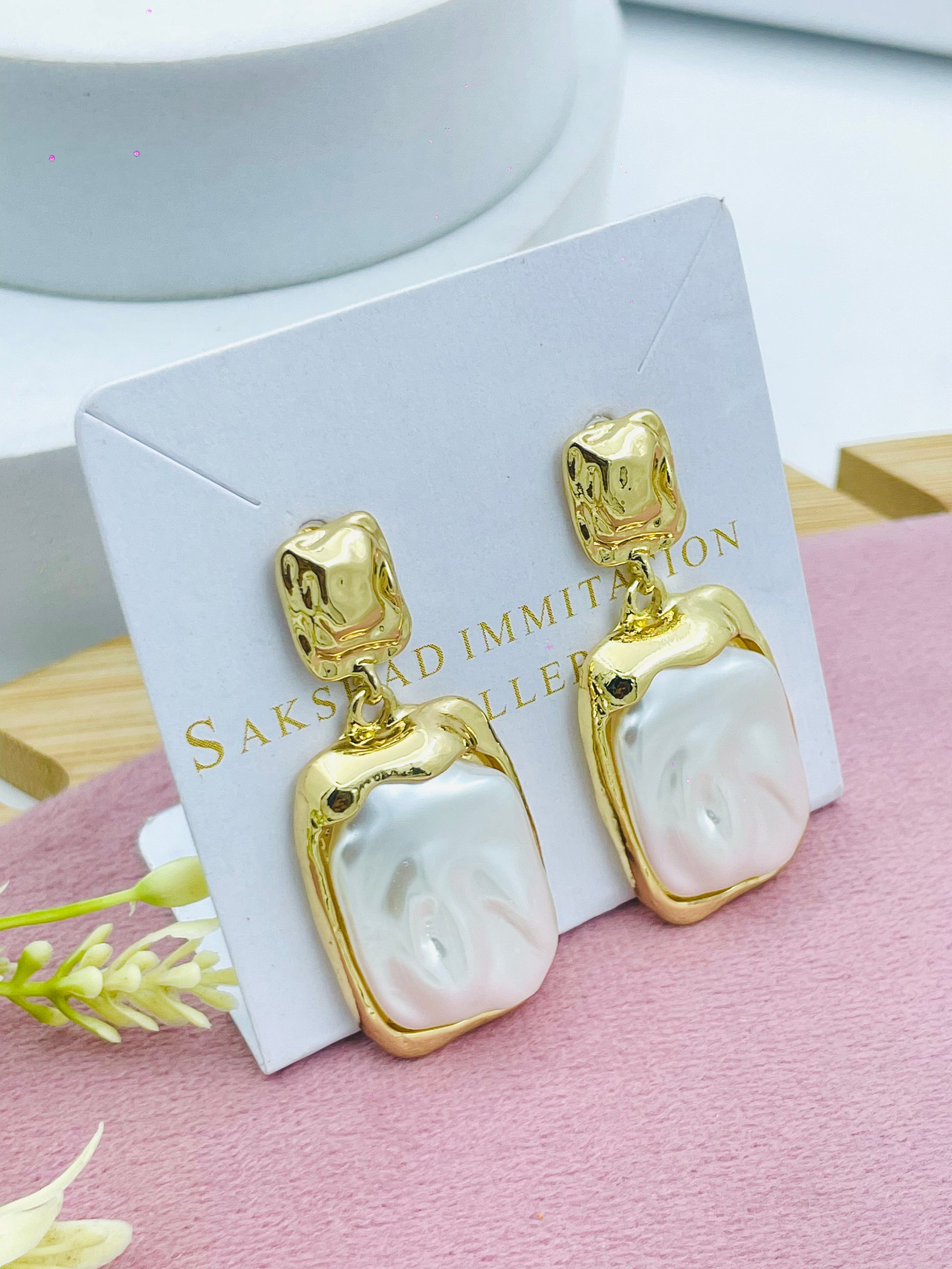 Elegant Saksad Imitation Jewelry Earrings  Gold  Pearl