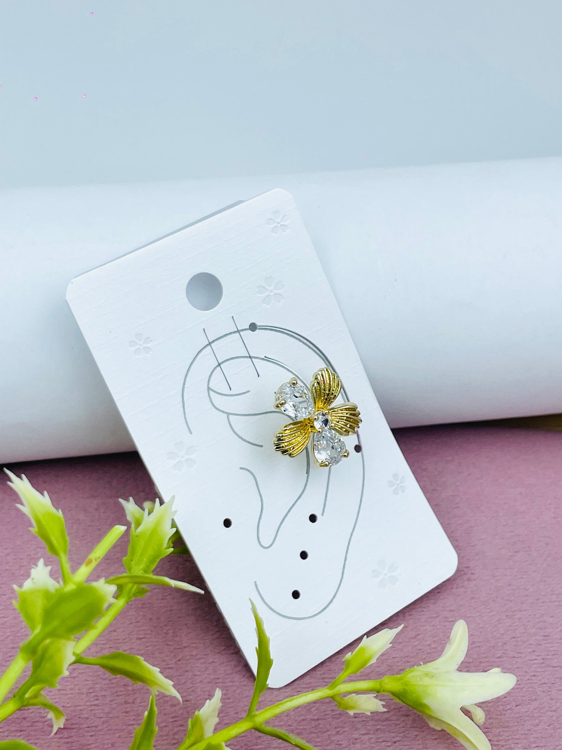 Elegant Gold and Diamond Stud Earrings Pack of 1