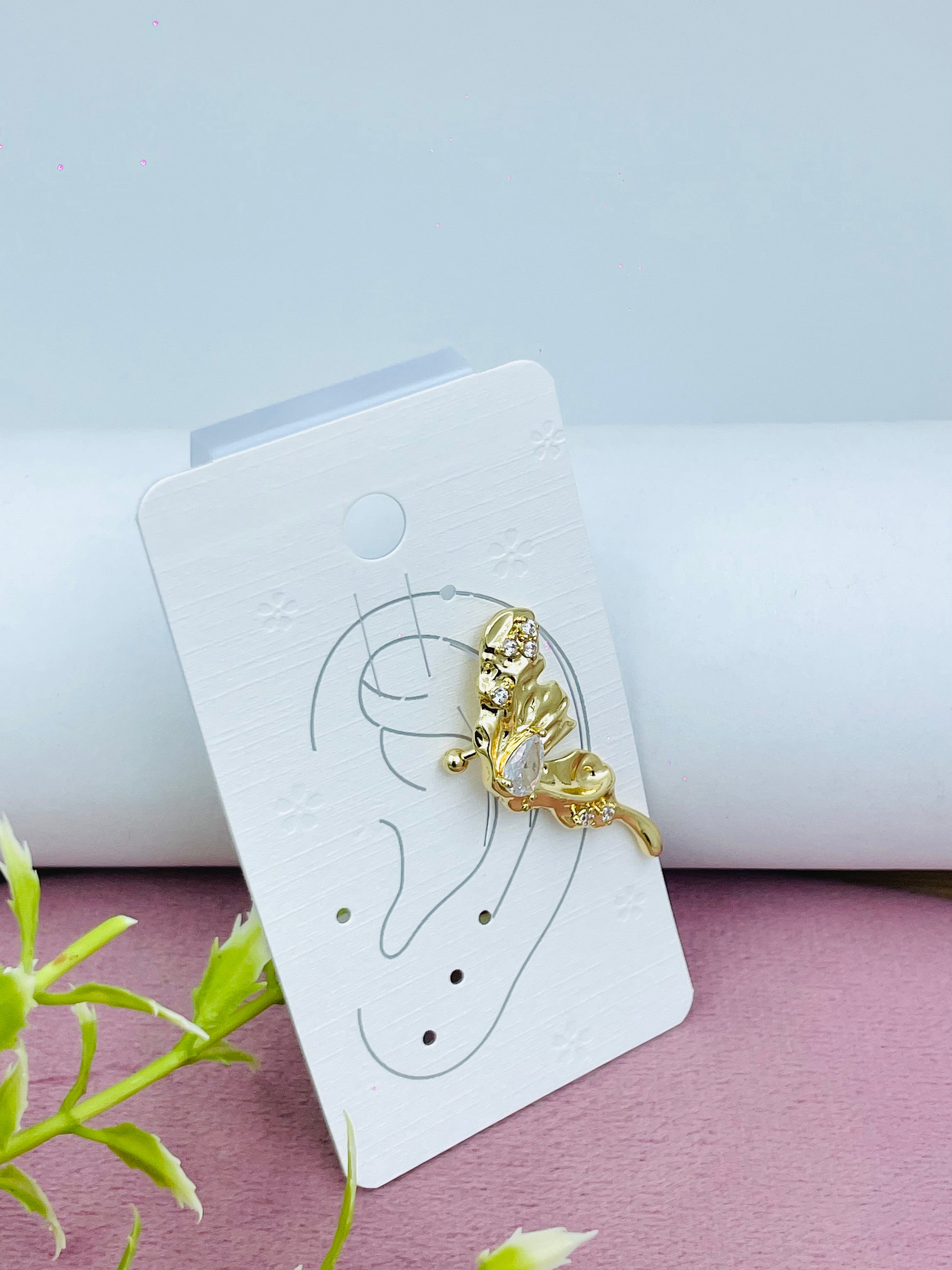 Elegant Gold Butterfly Ear Cuff Jewelry Pack of 1