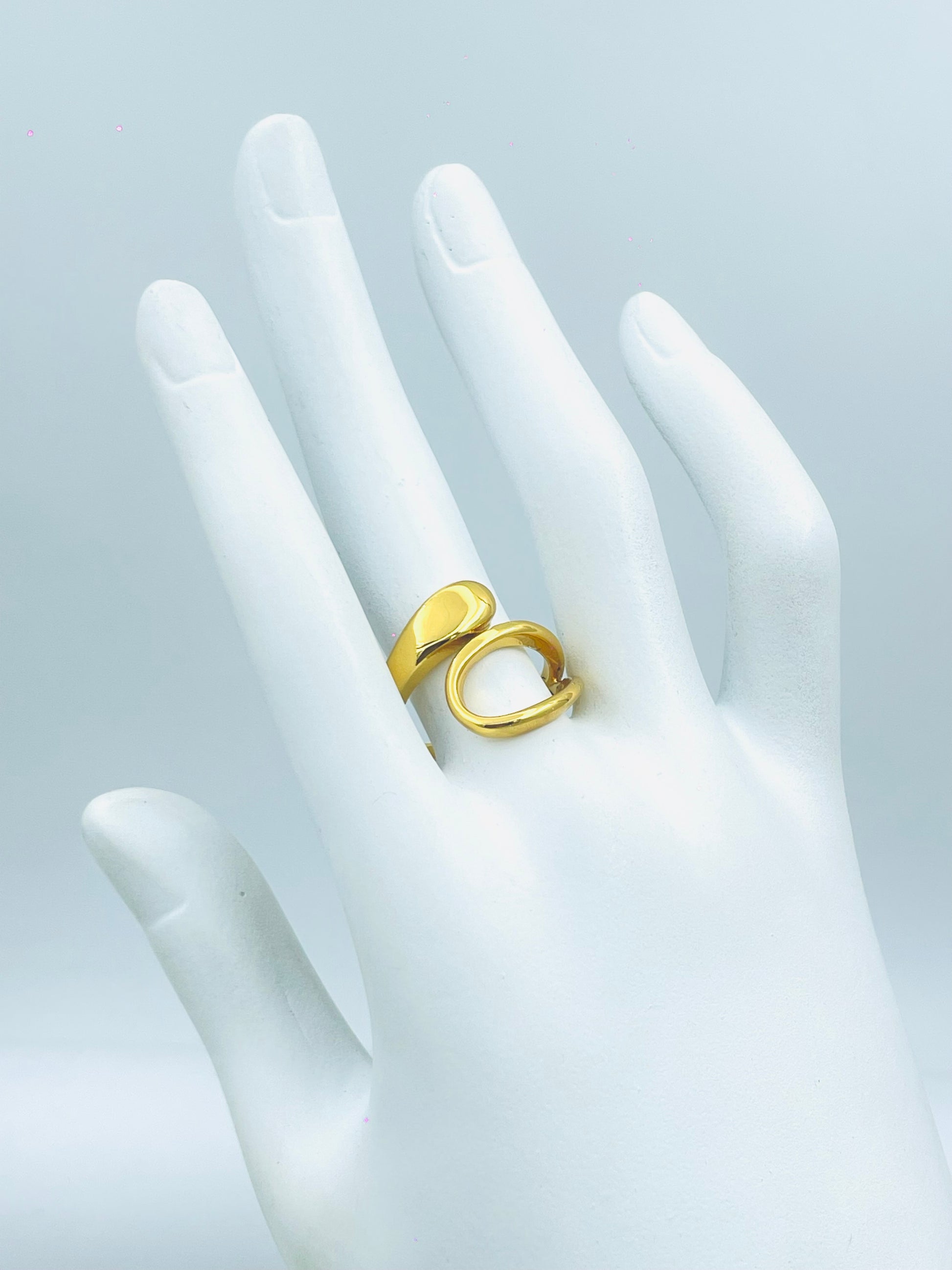 Elegant Minimalist Gold Plated Rings Set