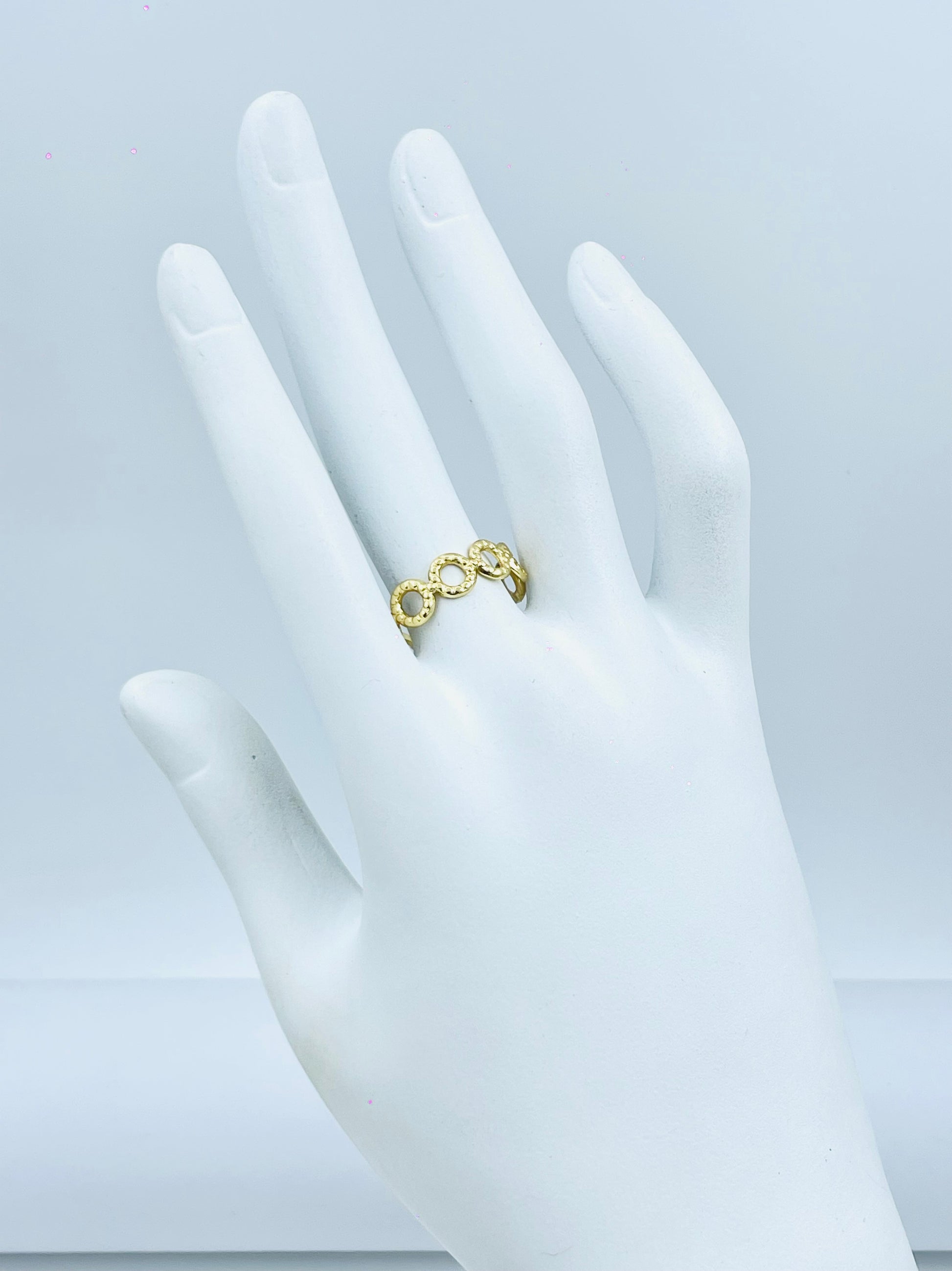 Elegant Gold ThreeStone Ring for Women