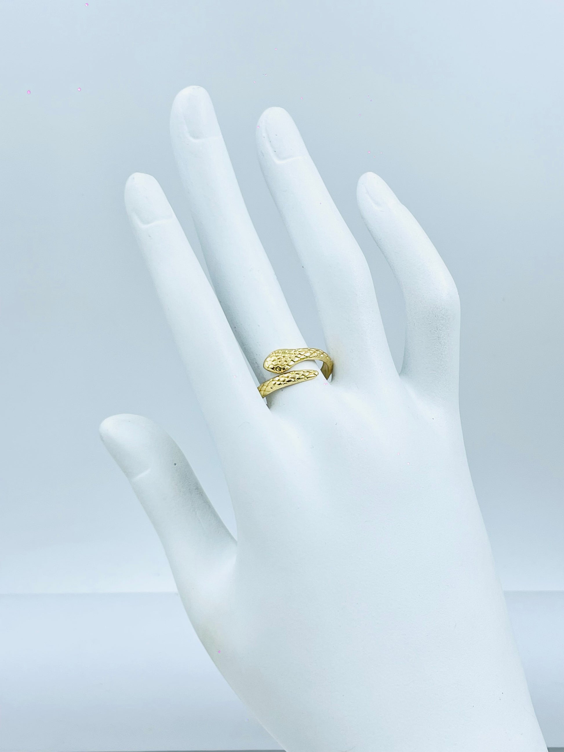 Elegant Gold Textured Open Band Ring