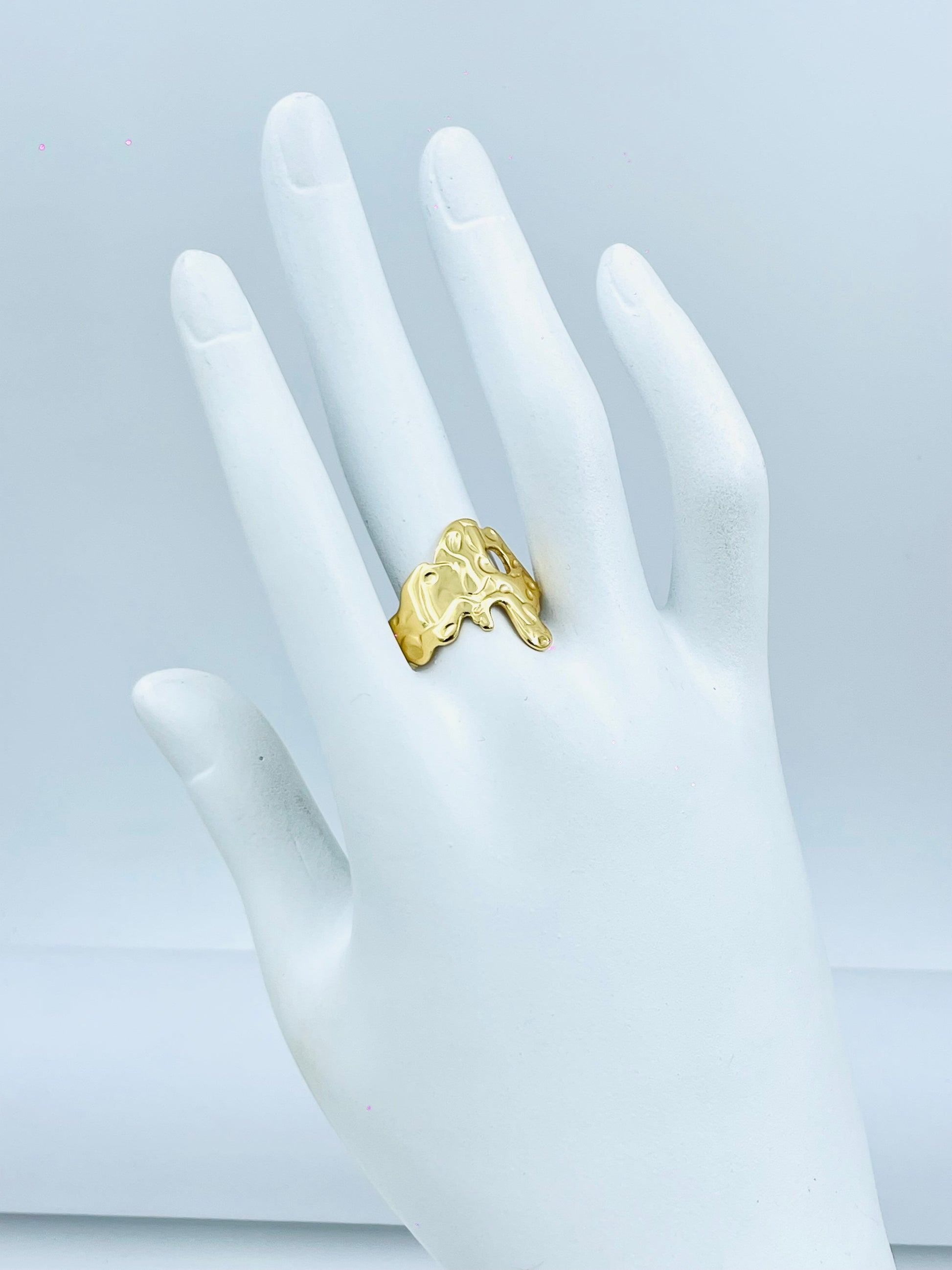 Elegant Gold Elephant Ring  Unique Animal Jewelry