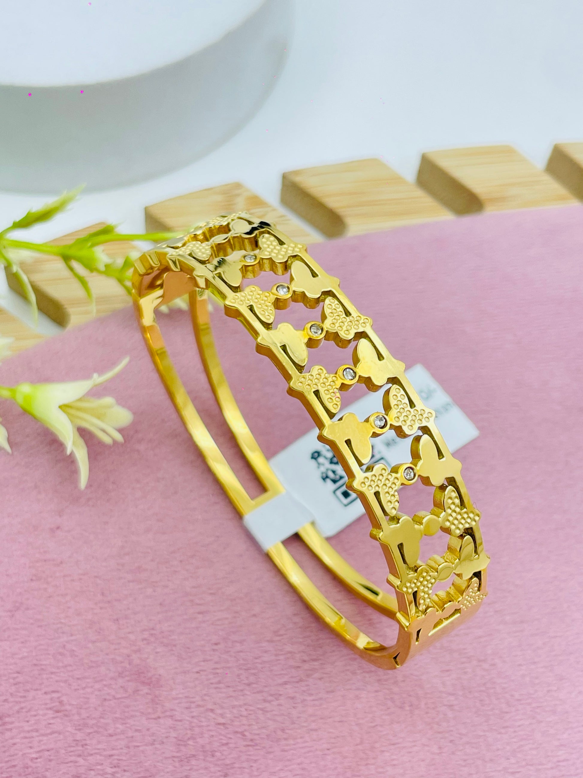 Elegant Gold Butterfly Cutout Bracelet  Stylish and Chic