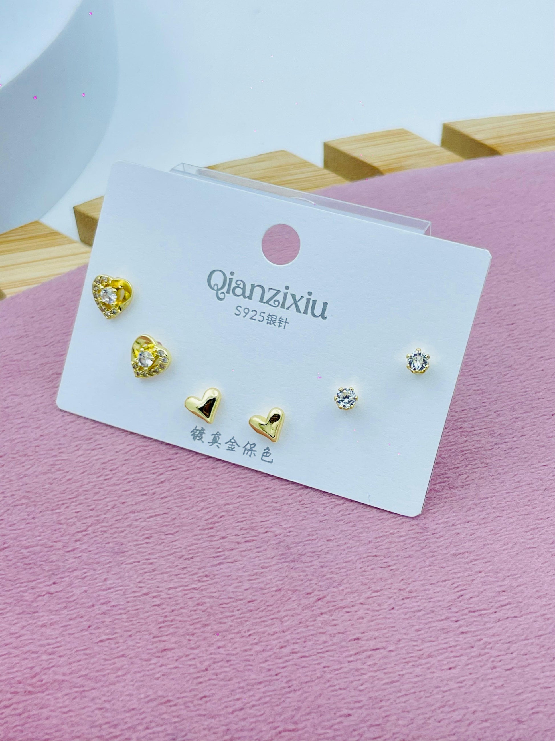 Earring Set  Elegant Heart and Stud Design