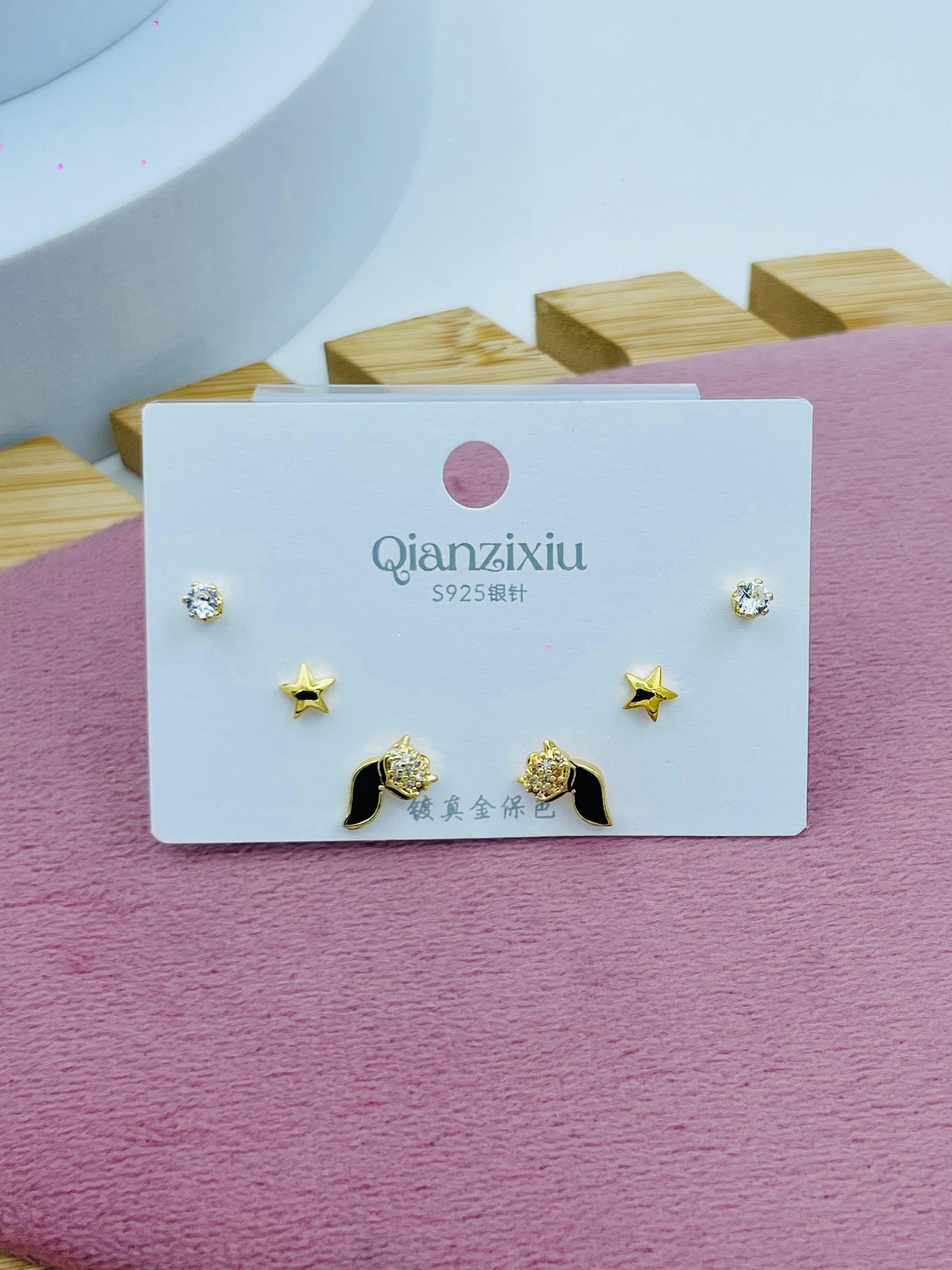 Earring Set  Elegant Stud Collection