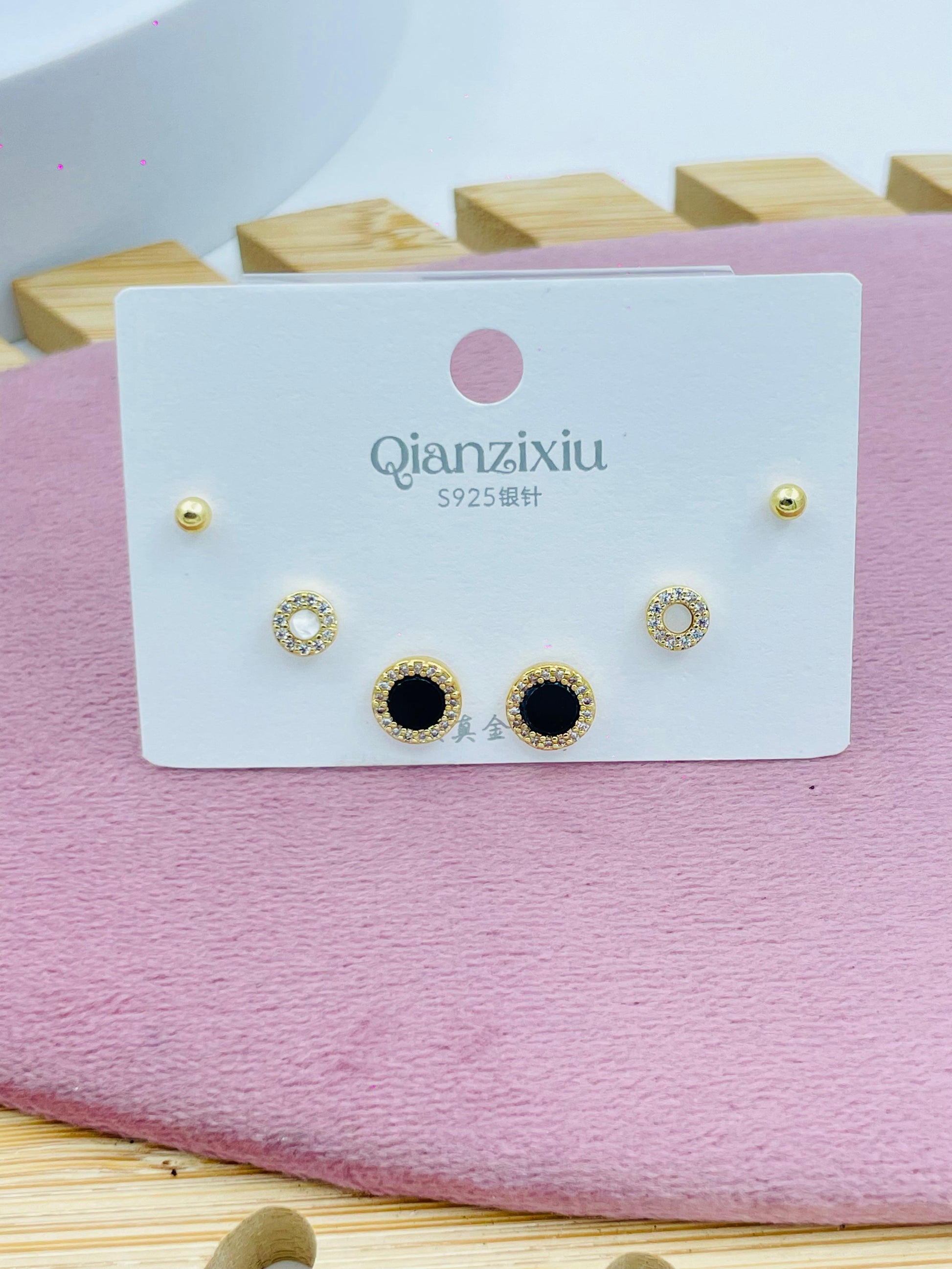 Elegant Stud Earring Set