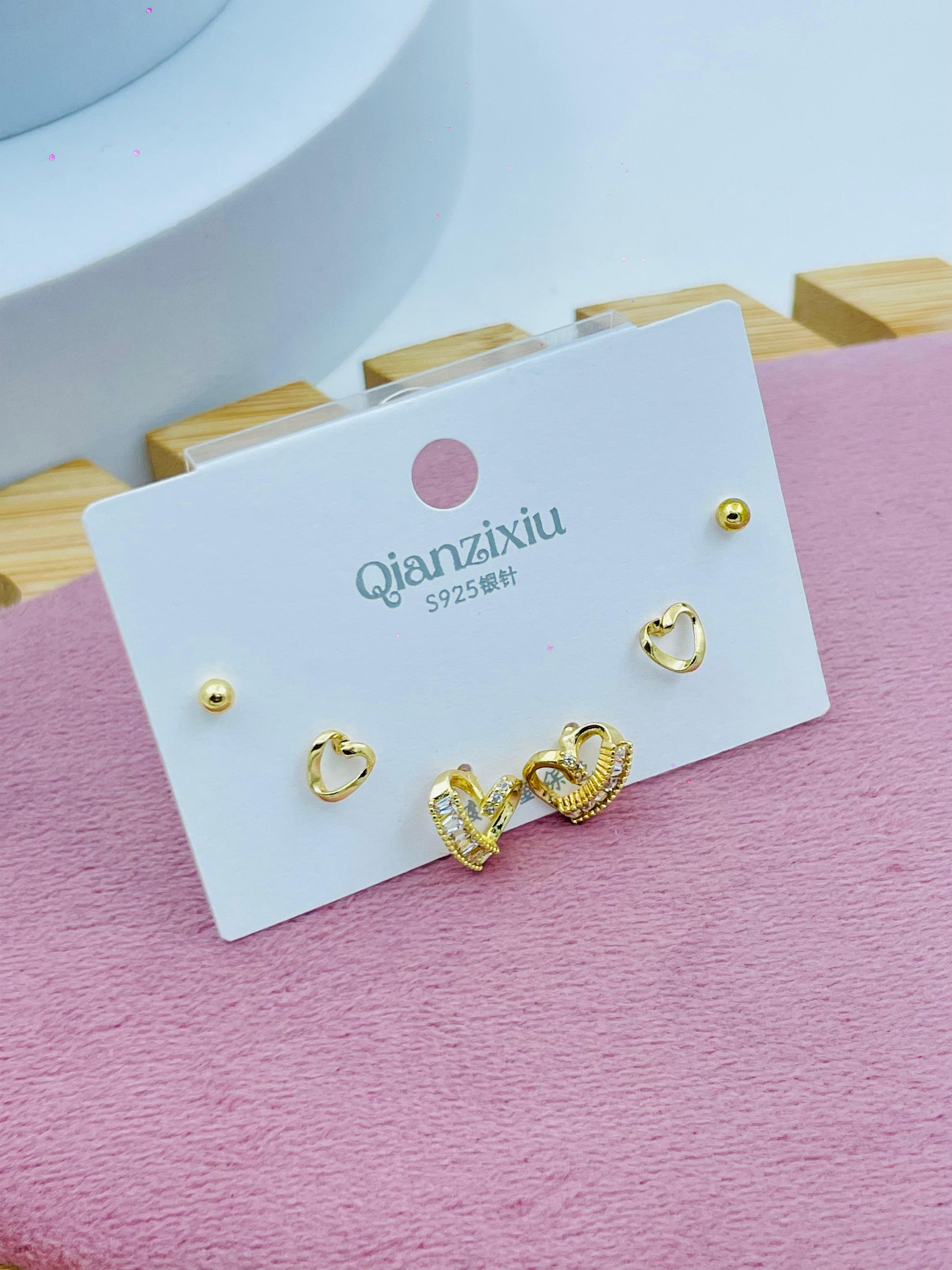 Elegant Gold Heart Stud Earring Set