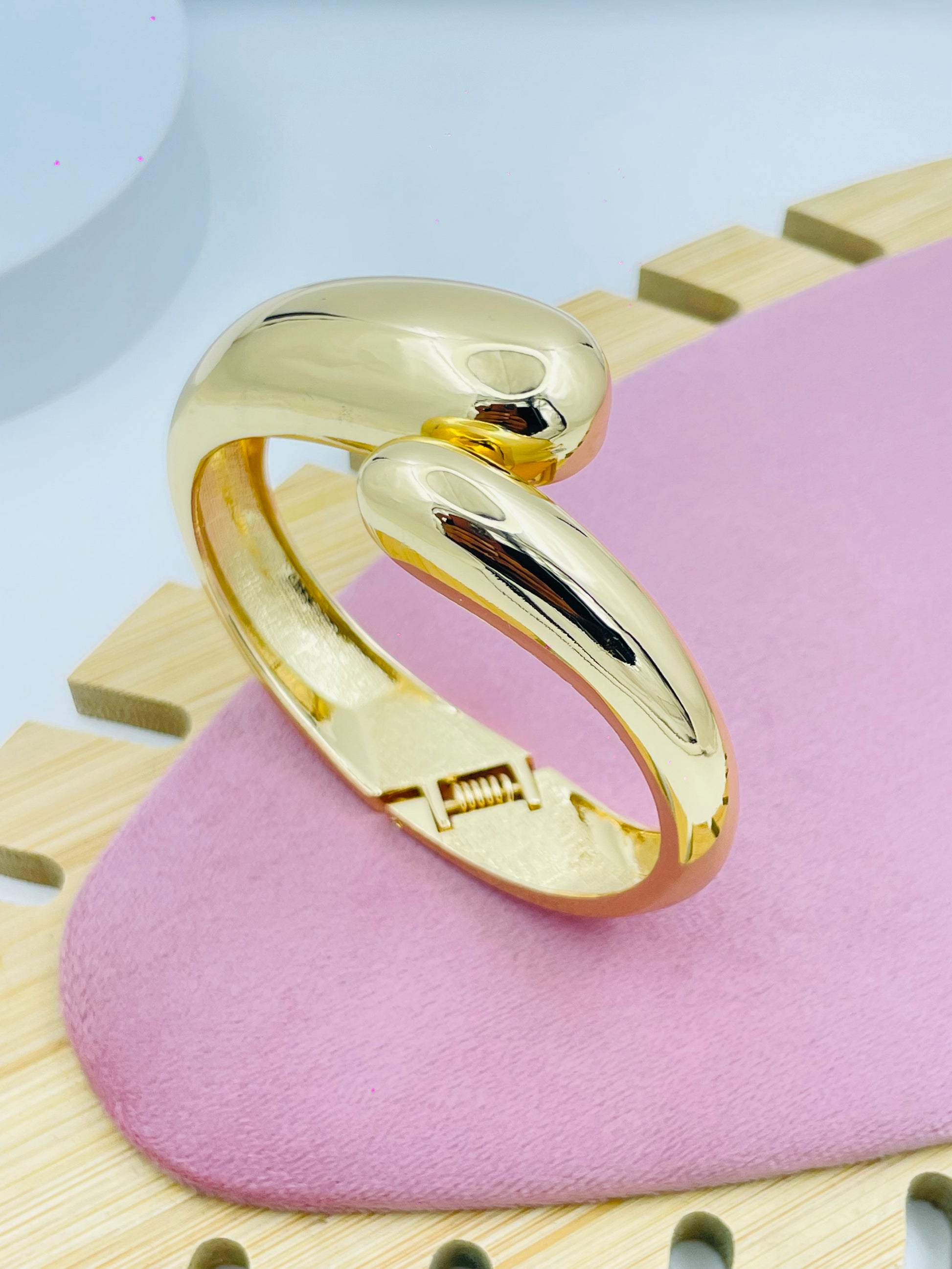 Elegant GoldPlated Curved Bracelet