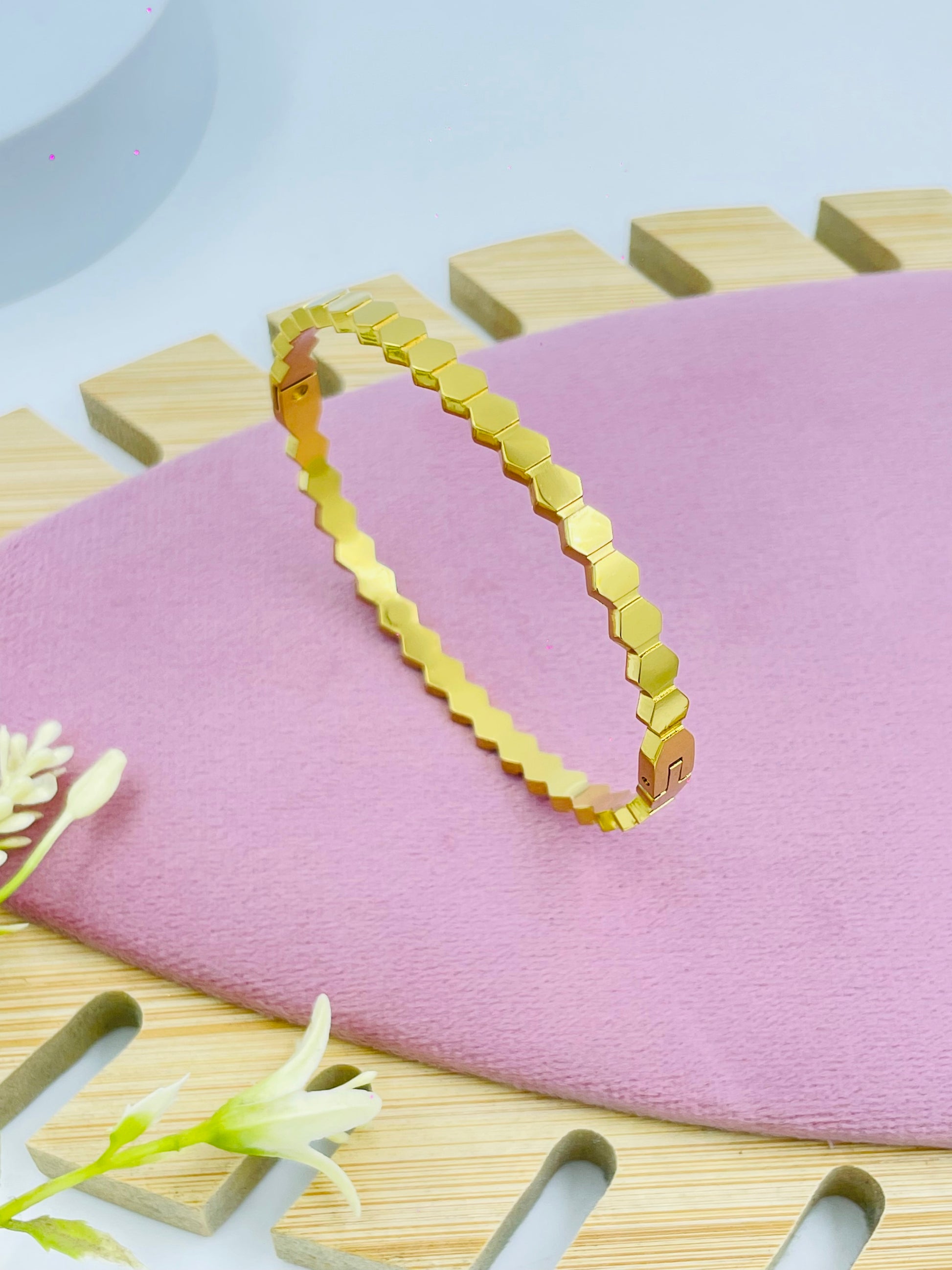 Stylish Hexagon Design Gold Bracelet for Women