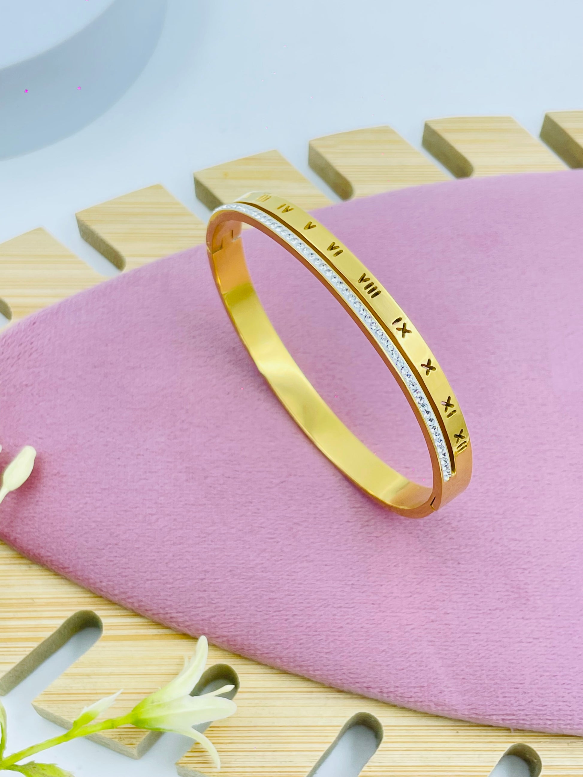 Elegant Roman Numeral Gold Bangle Bracelet