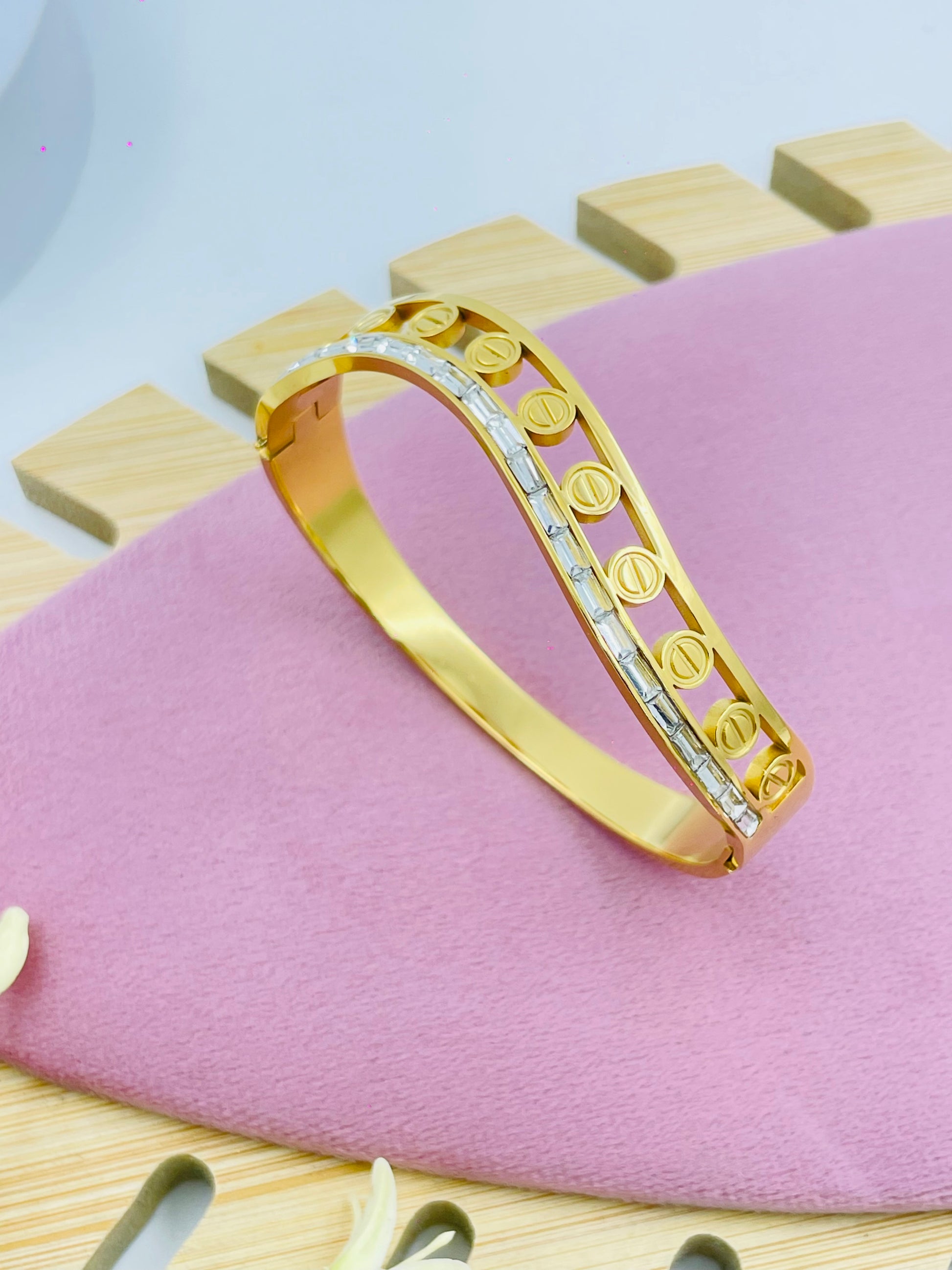 Stylish Gold Bangle Bracelet  Timeless Elegance