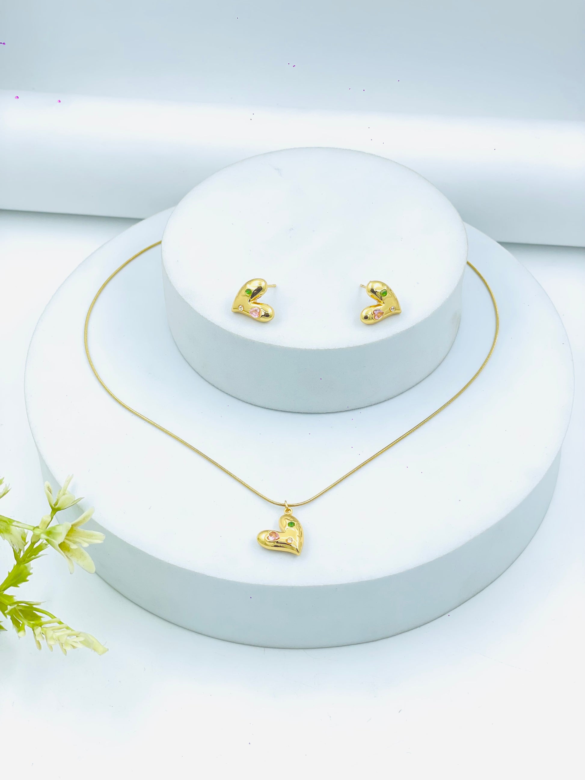 Elegant Gold Heart Necklace and Earrings Set