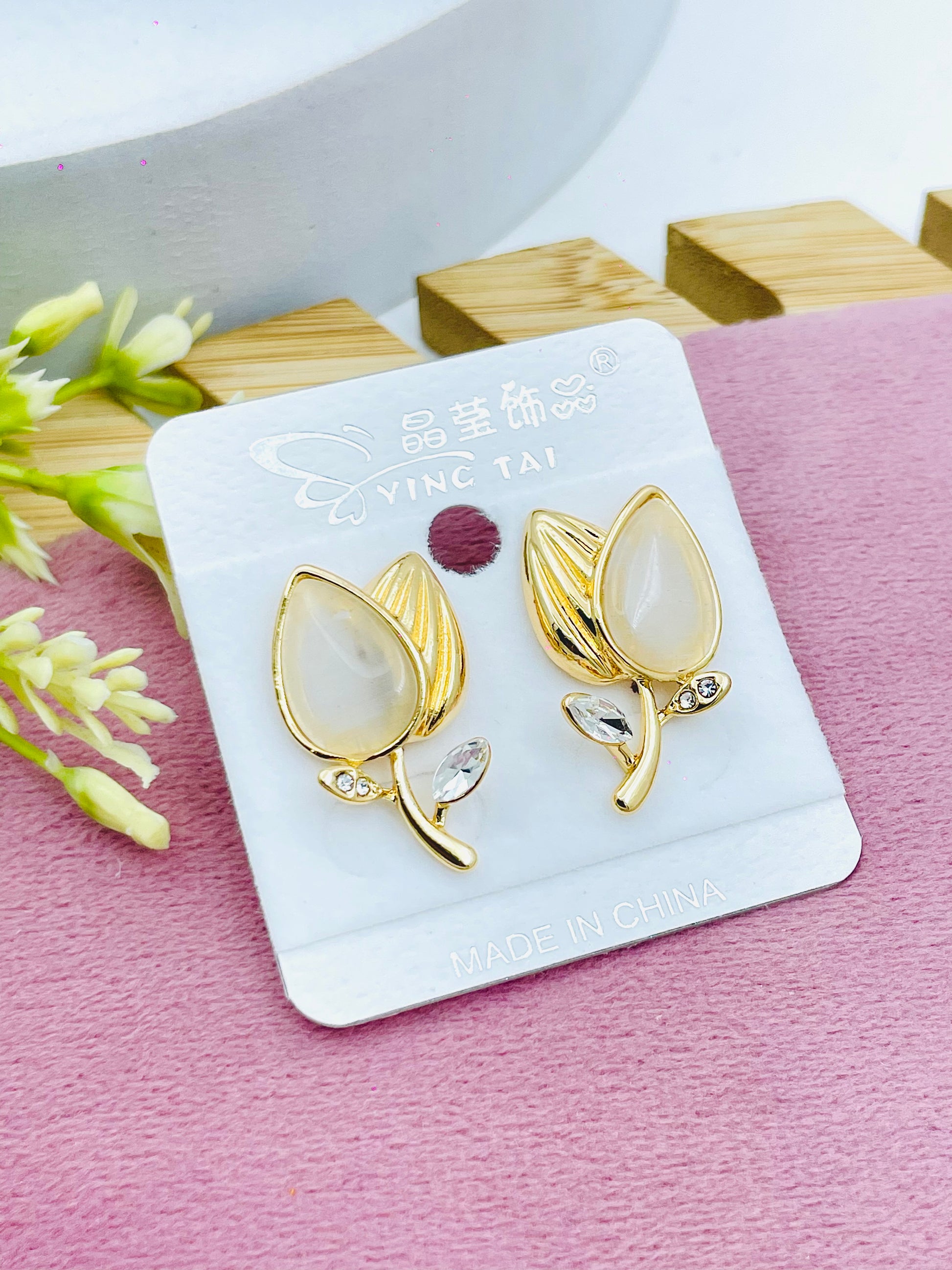 Elegant Gold Leaf Earrings with Gemstone