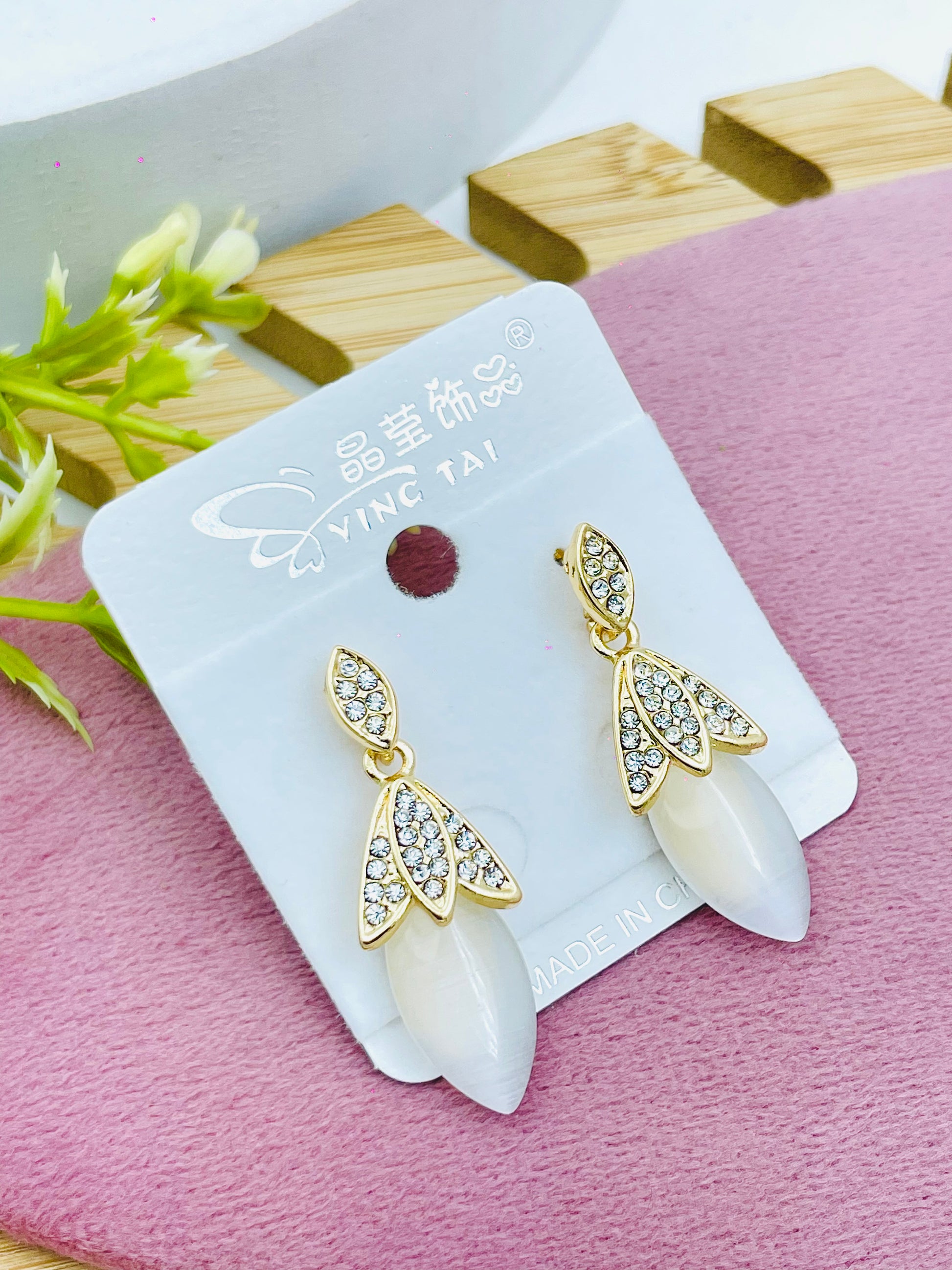 Elegant Gold and Crystal Leaf Drop Earrings