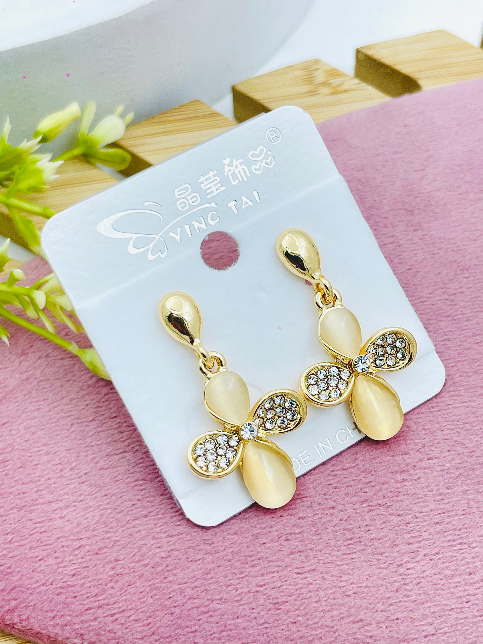Elegant YING TAI Gold Butterfly Earrings