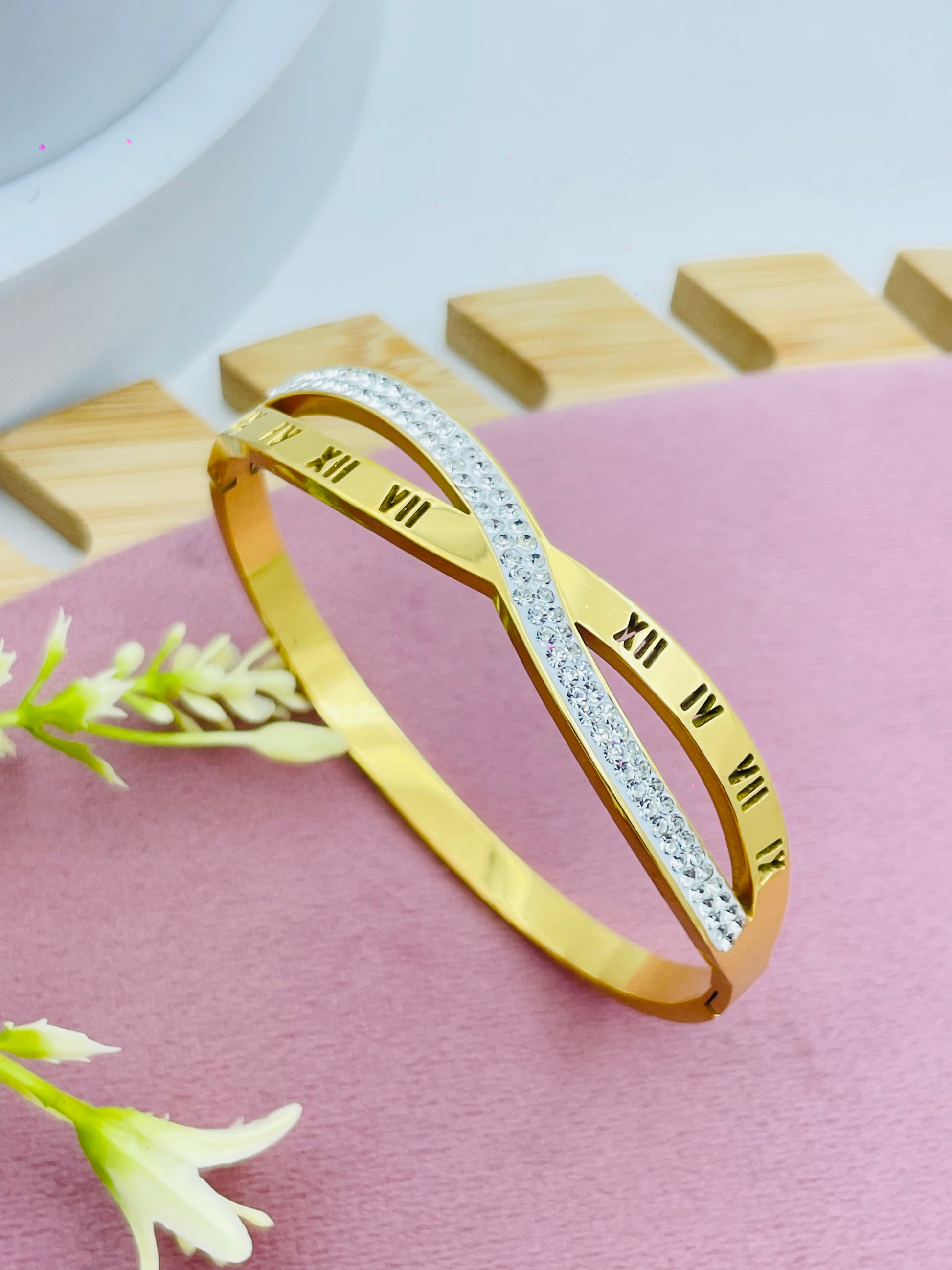 Elegant Roman Numeral Gold Bracelet with Crystal Accents
