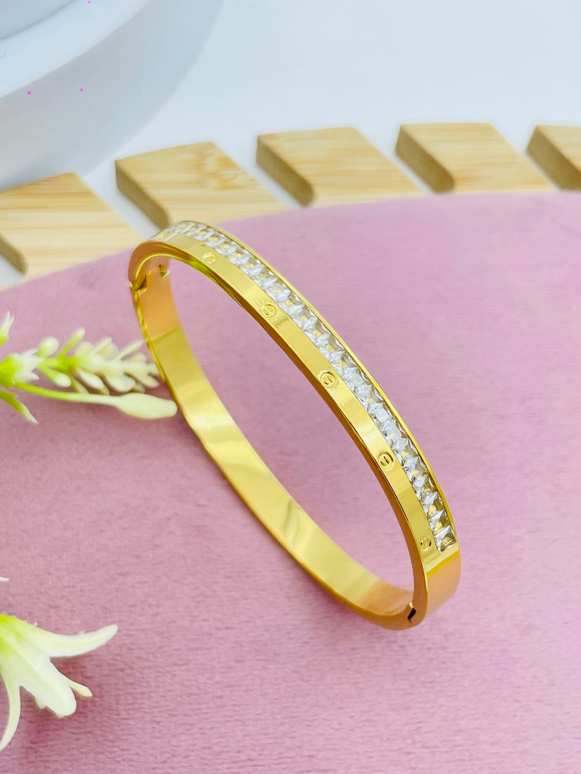 Elegant GoldPlated DiamondStudded Bangle