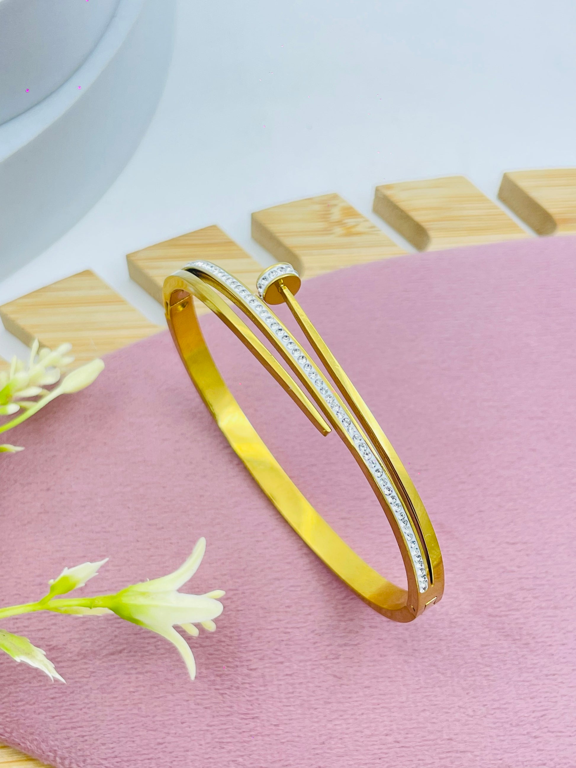 Stylish Gold and Silver Accent Bangle