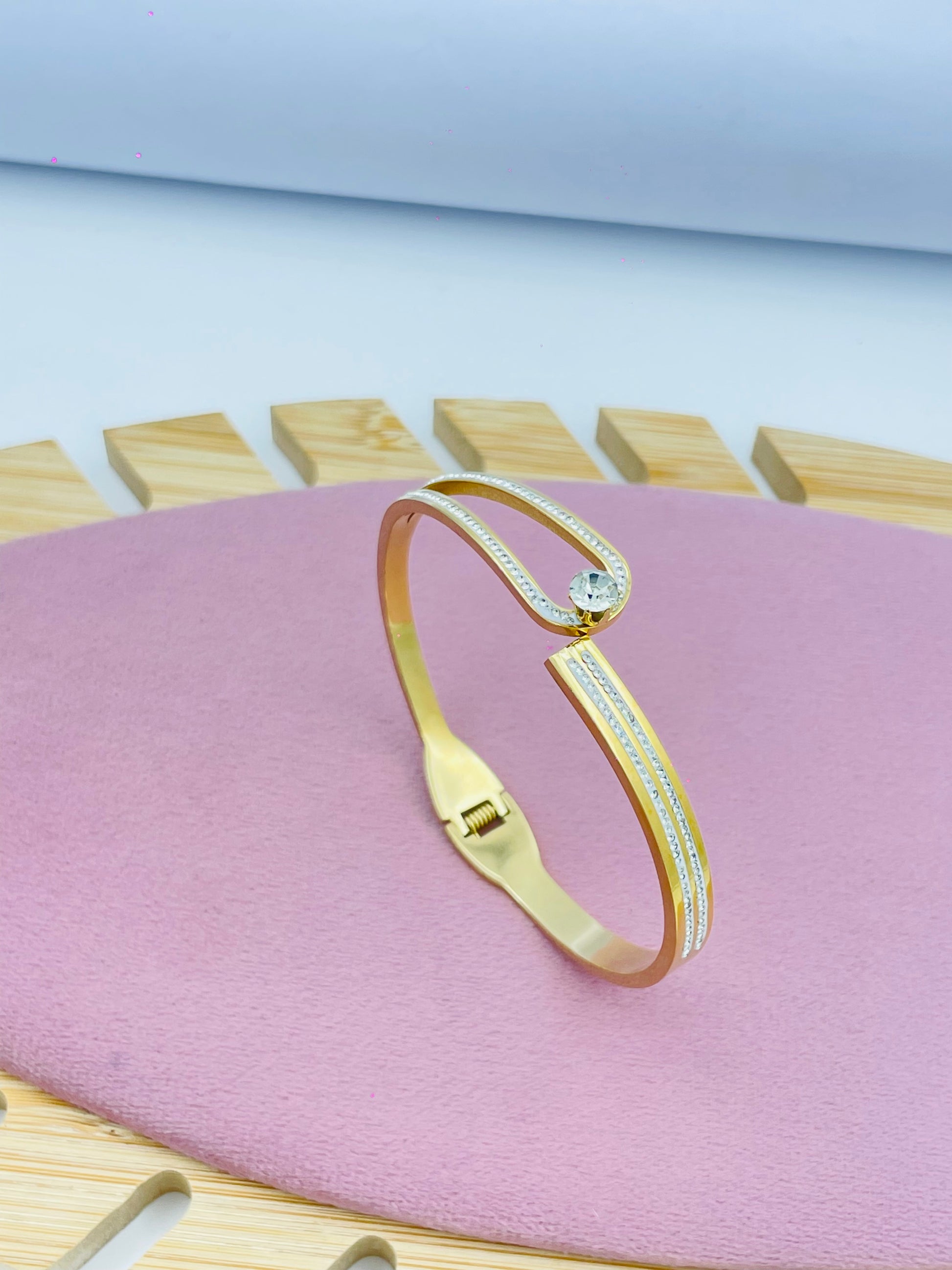 Buy Elegant Gold Bangle with Dual Band & Solitaire Stone | Designer Jewelry