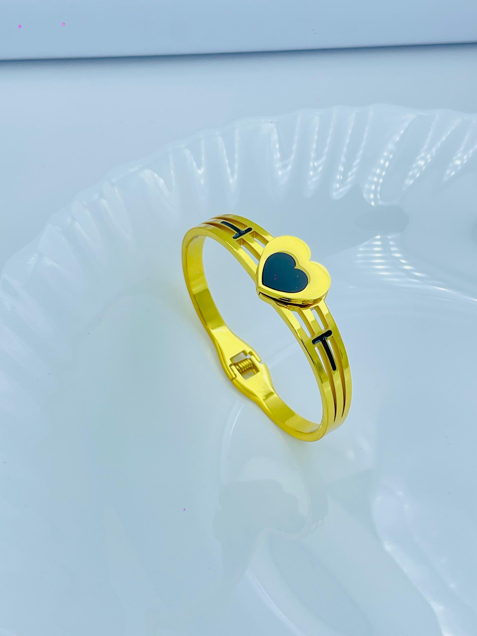 Modern Gold Plated Bracelet – Anti-Tarnish Sleek Geometric Design
