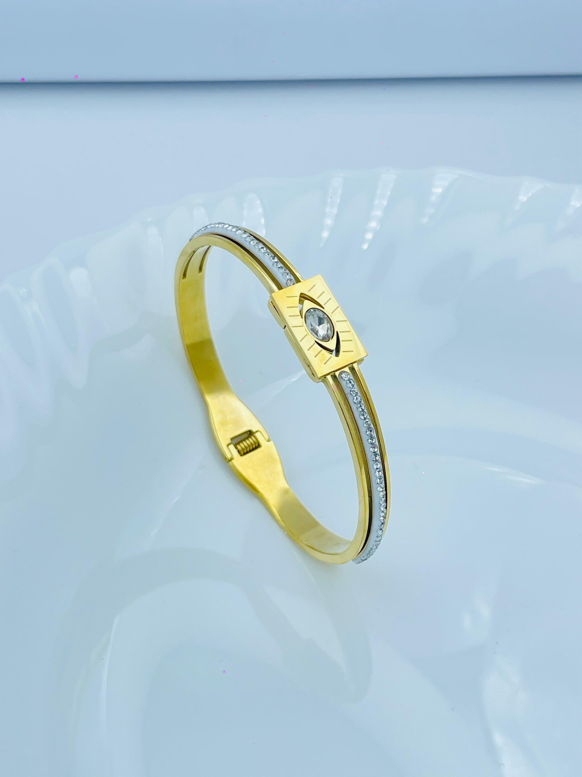 Gold Anti-Tarnish Eye Motif Bracelet with Rhinestone Detail