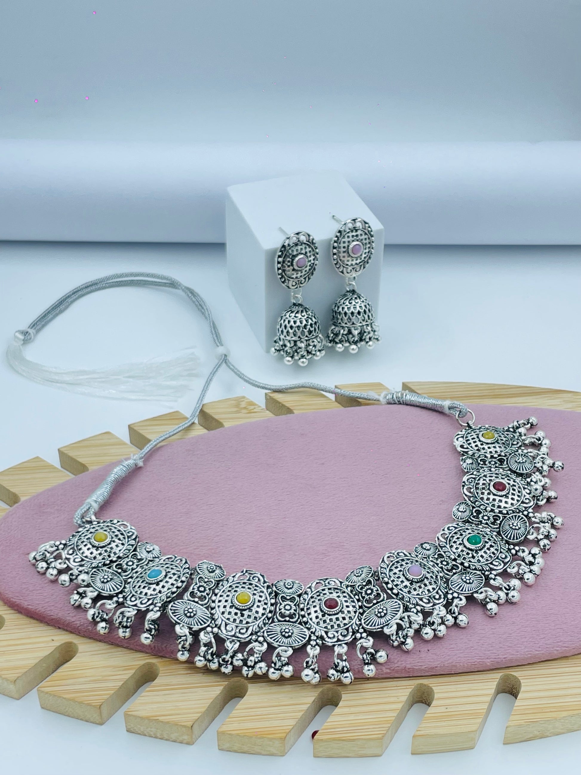 Elegant Ethnic Silver Tone Necklace Set with Earrings