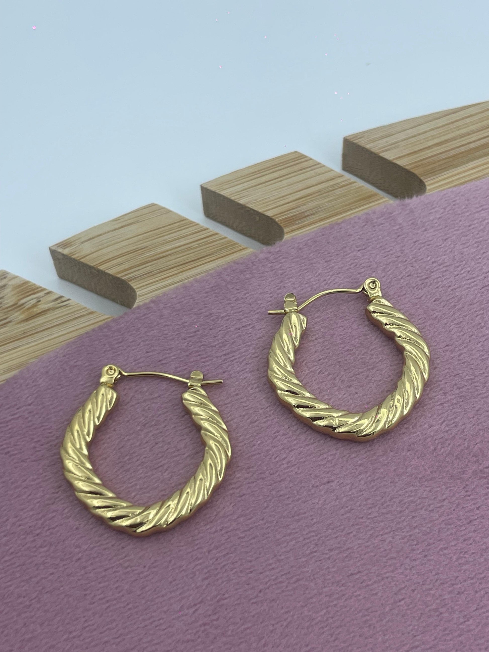 Twisted Gold Hoop Earrings | Classic Round Anti-Tarnish Design