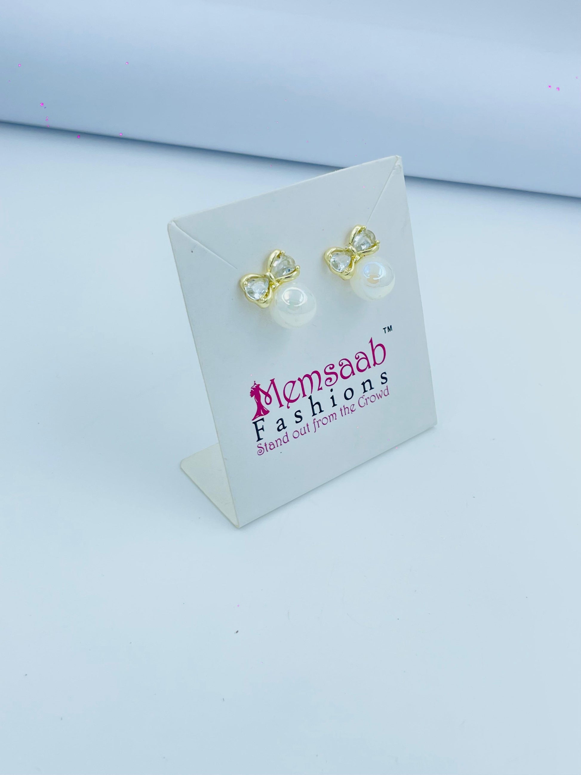 Elegant Gold Bow and Pearl Stud Earrings for Women