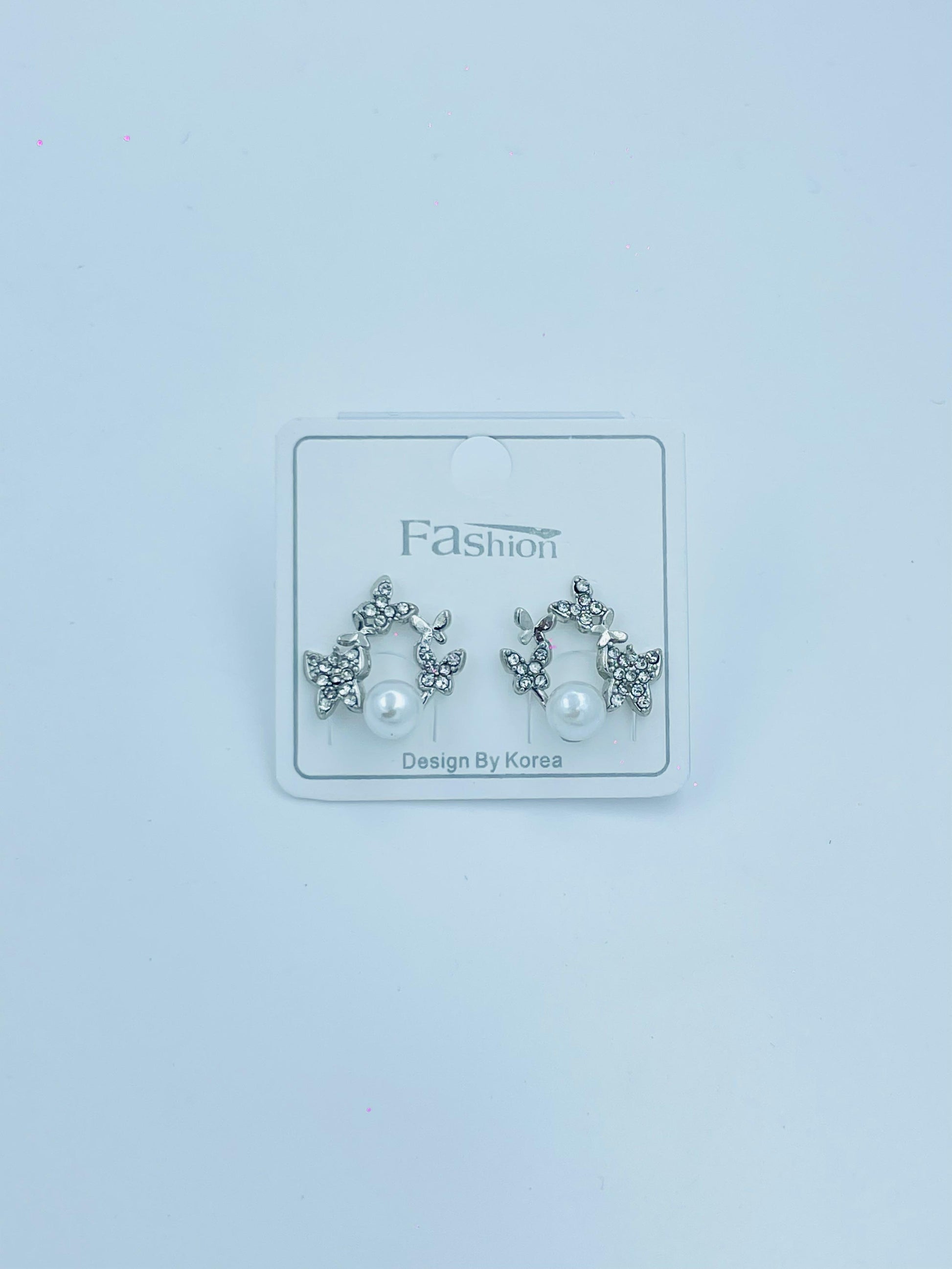 Butterfly Pearl Stud Earrings – Korean Design Elegant Jewelry