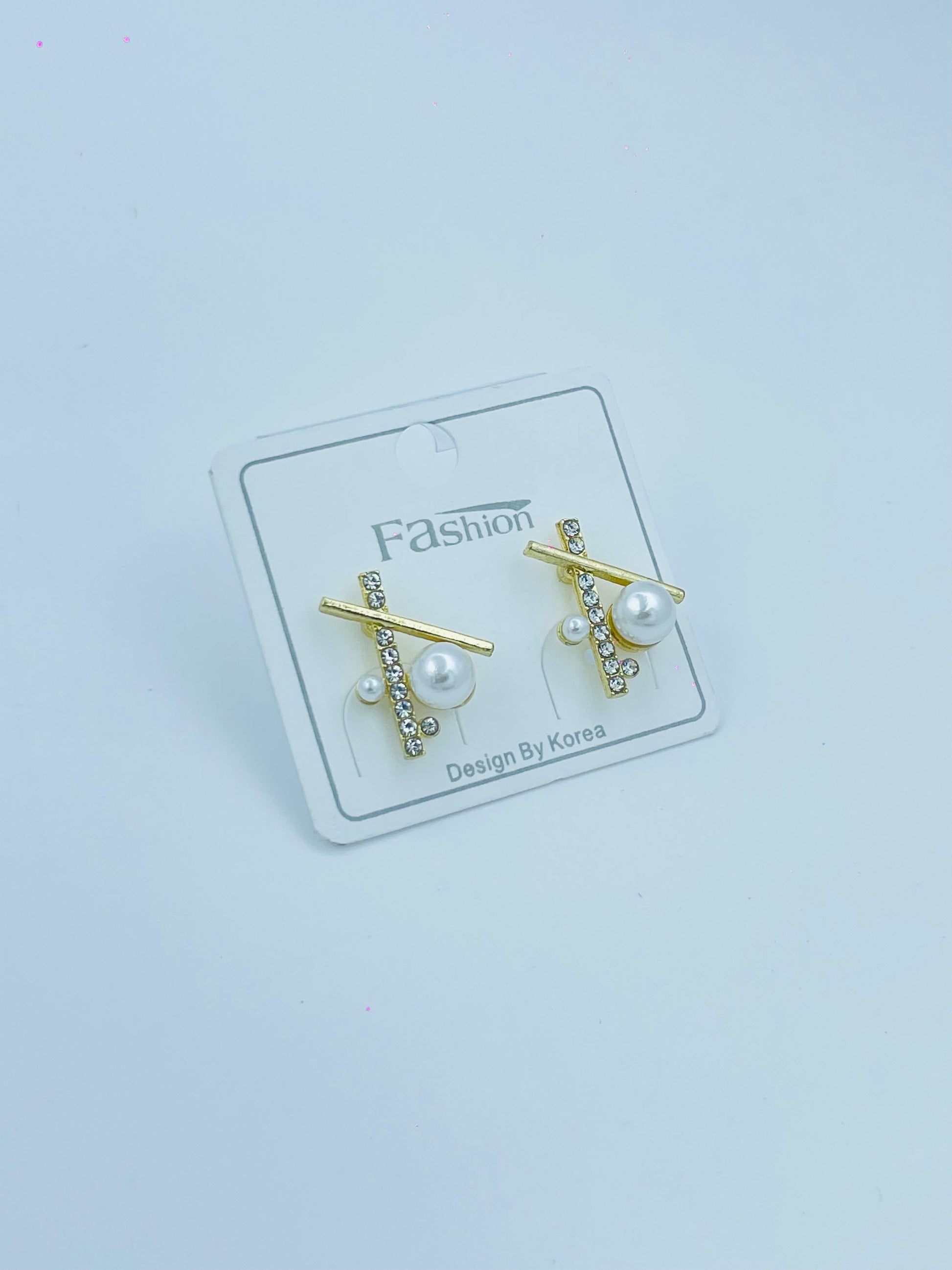 Elegant Silver Drop Earrings with Teardrop Crystals – Korean Fashion