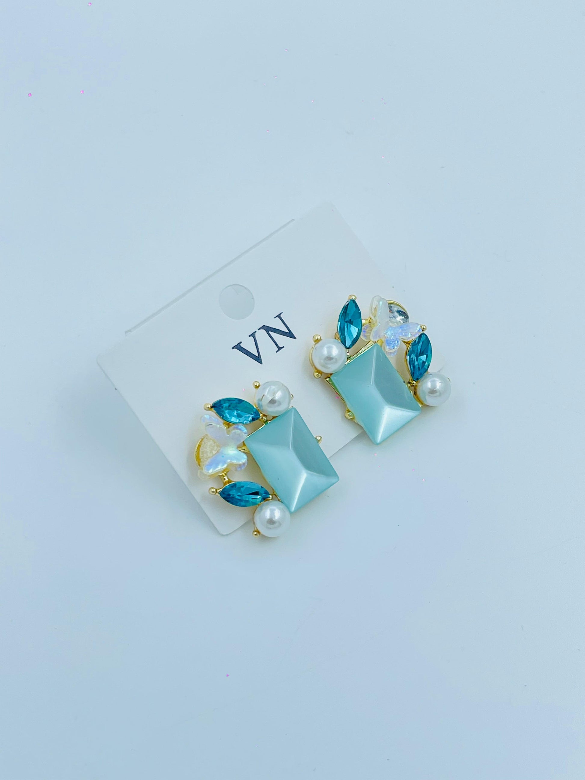 Turquoise Crystal and Pearl Earrings with Gold Accents | Stylish Jewelry
