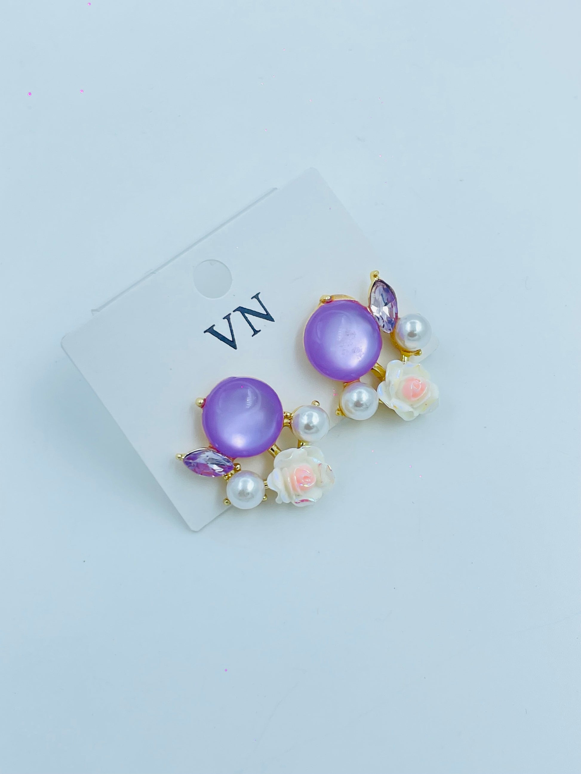 Stylish Purple Floral and Pearl Earrings
