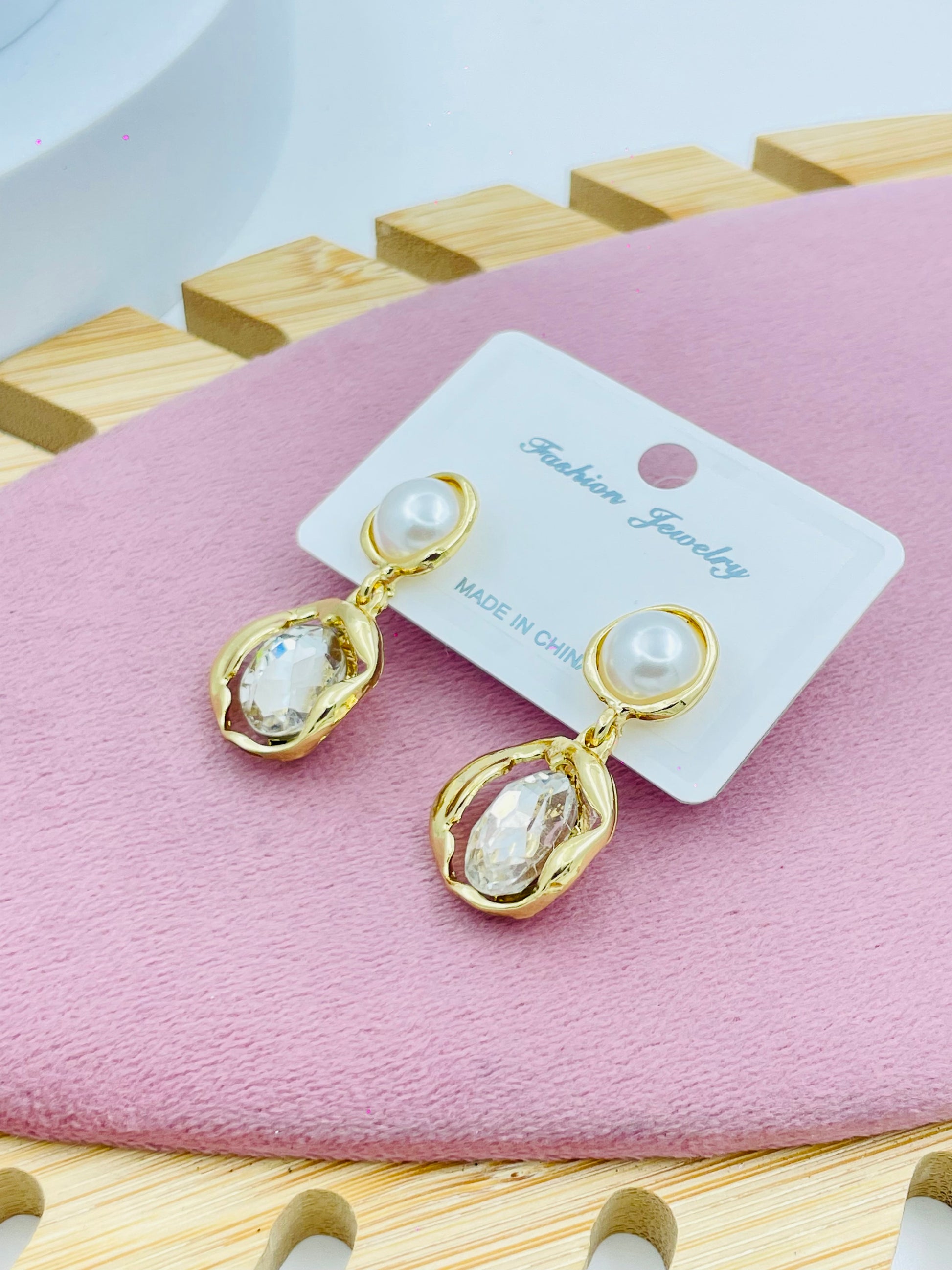 Elegant Gold Pearl Drop Earrings  Fashion Jewelry