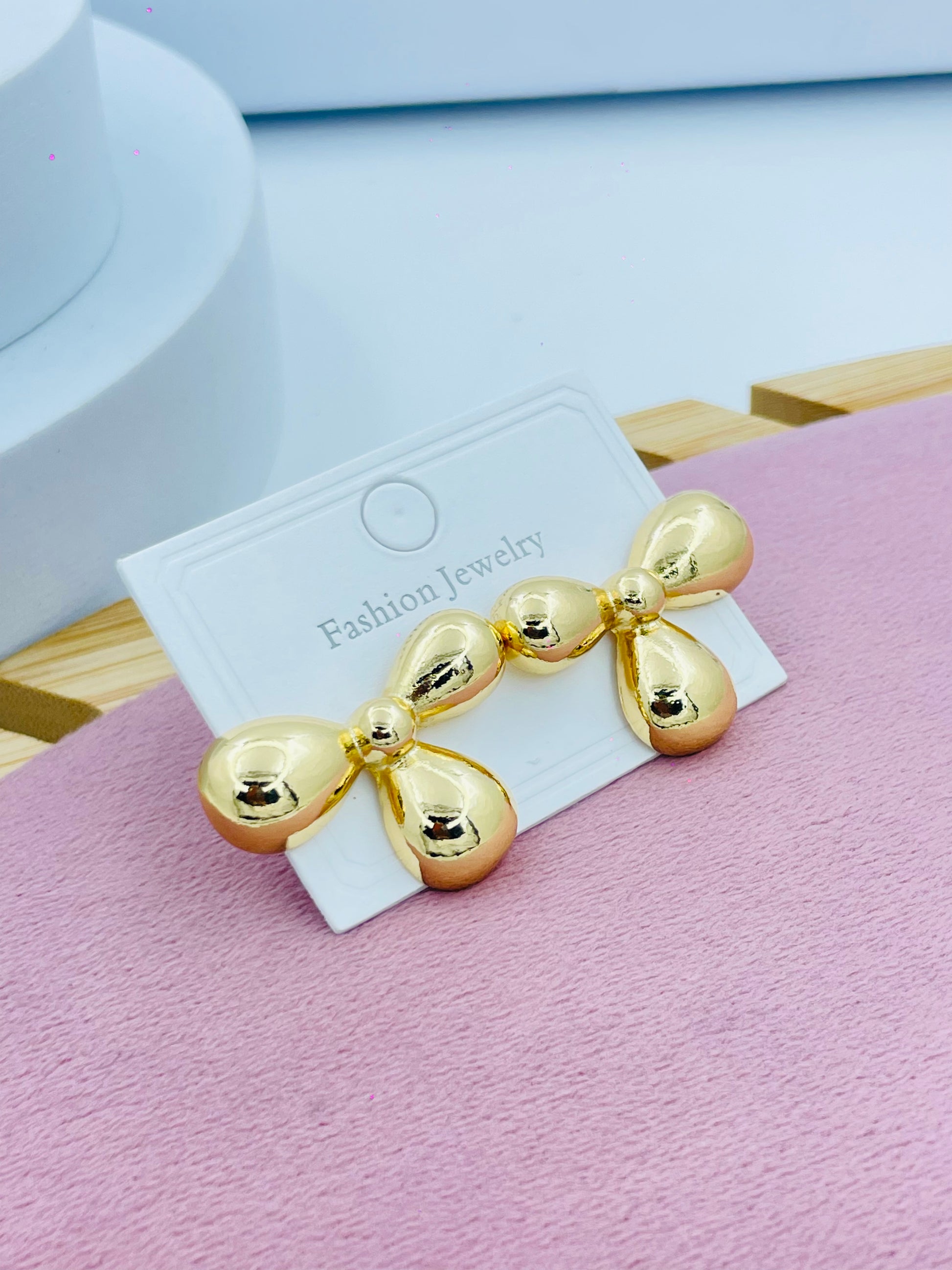 Elegant Gold Bow Fashion Jewelry
