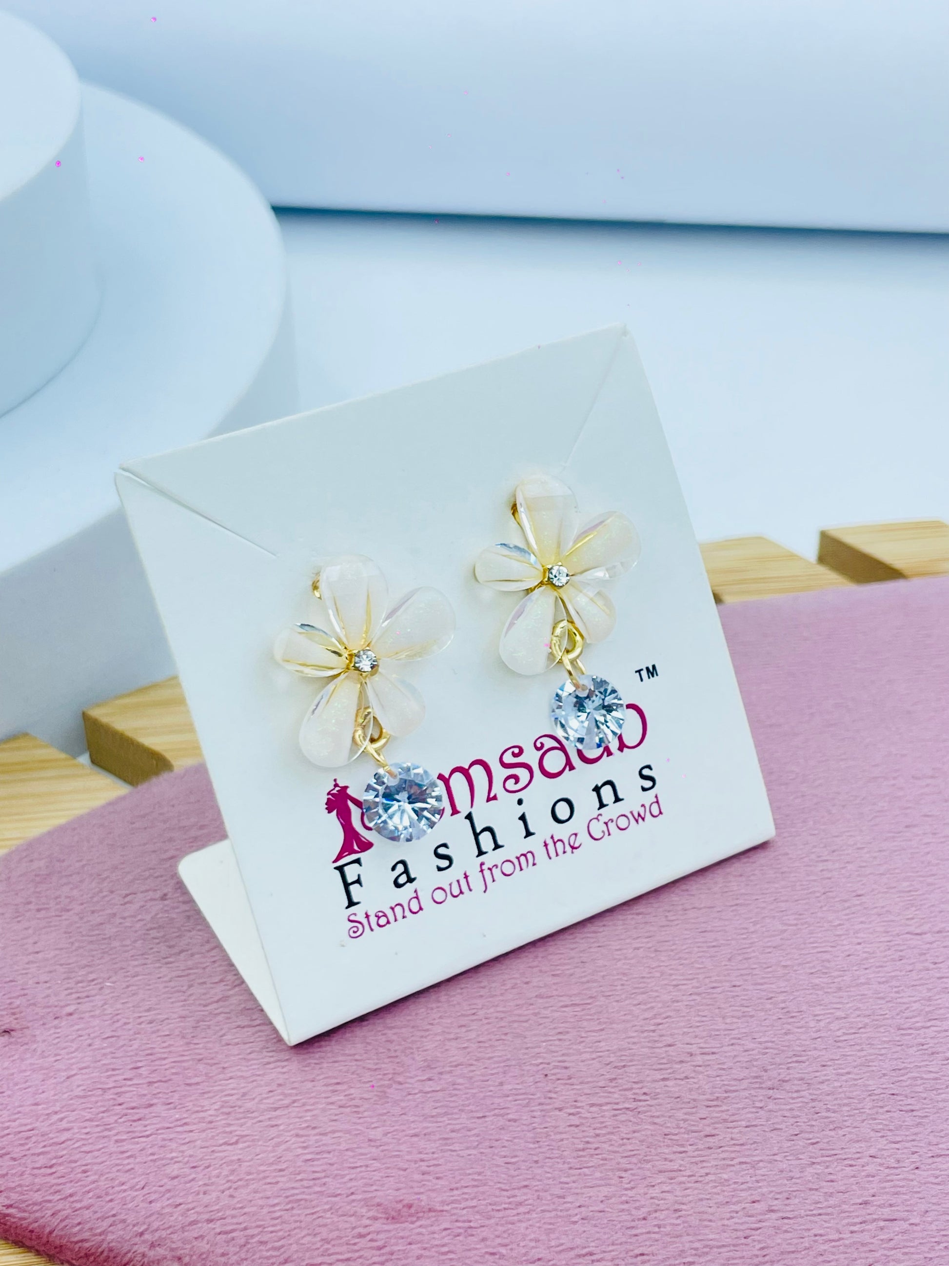 Elegant Floral Pearl Earrings