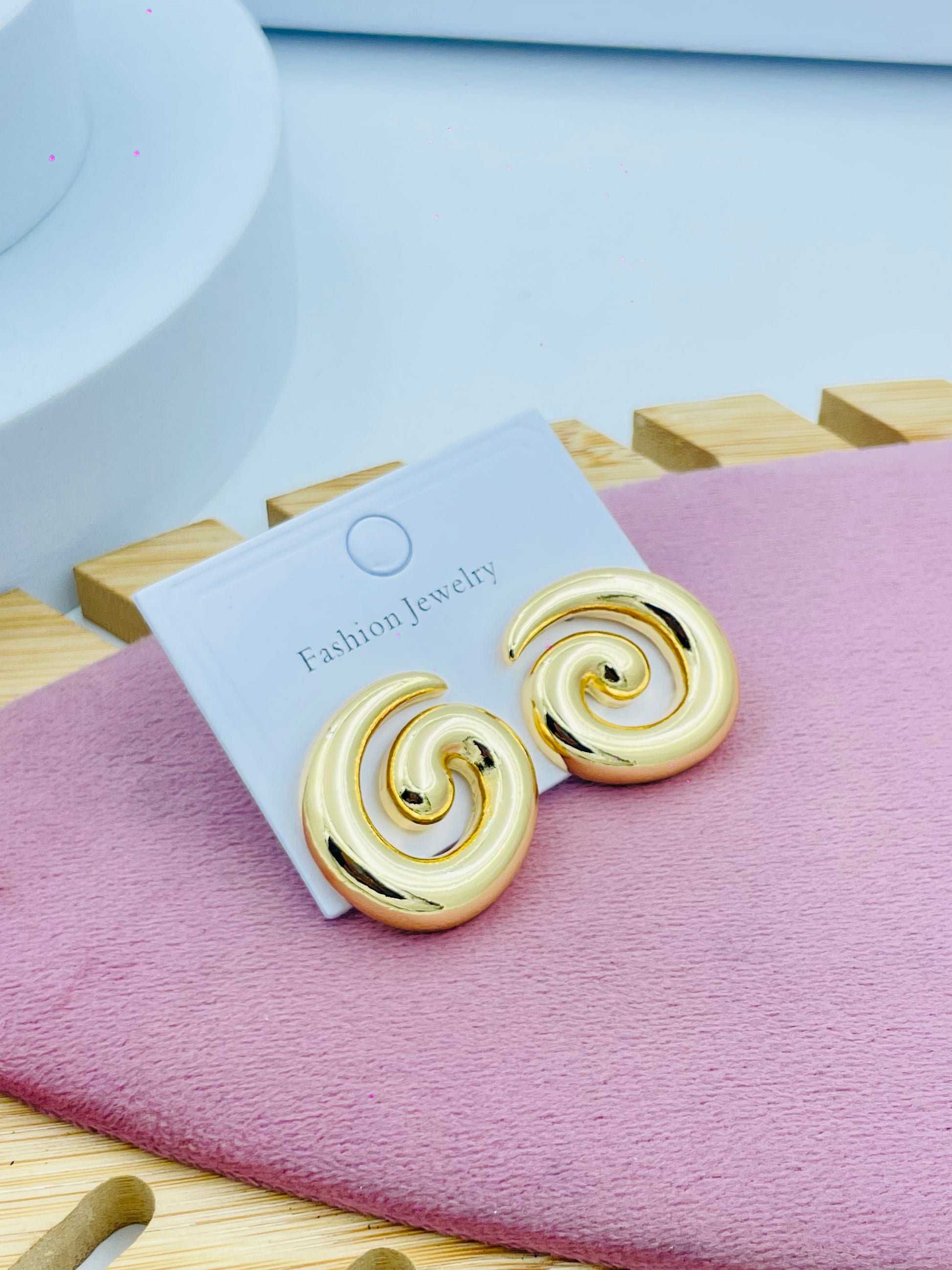 Elegant Gold Spiral Earrings  Fashion Jewelry