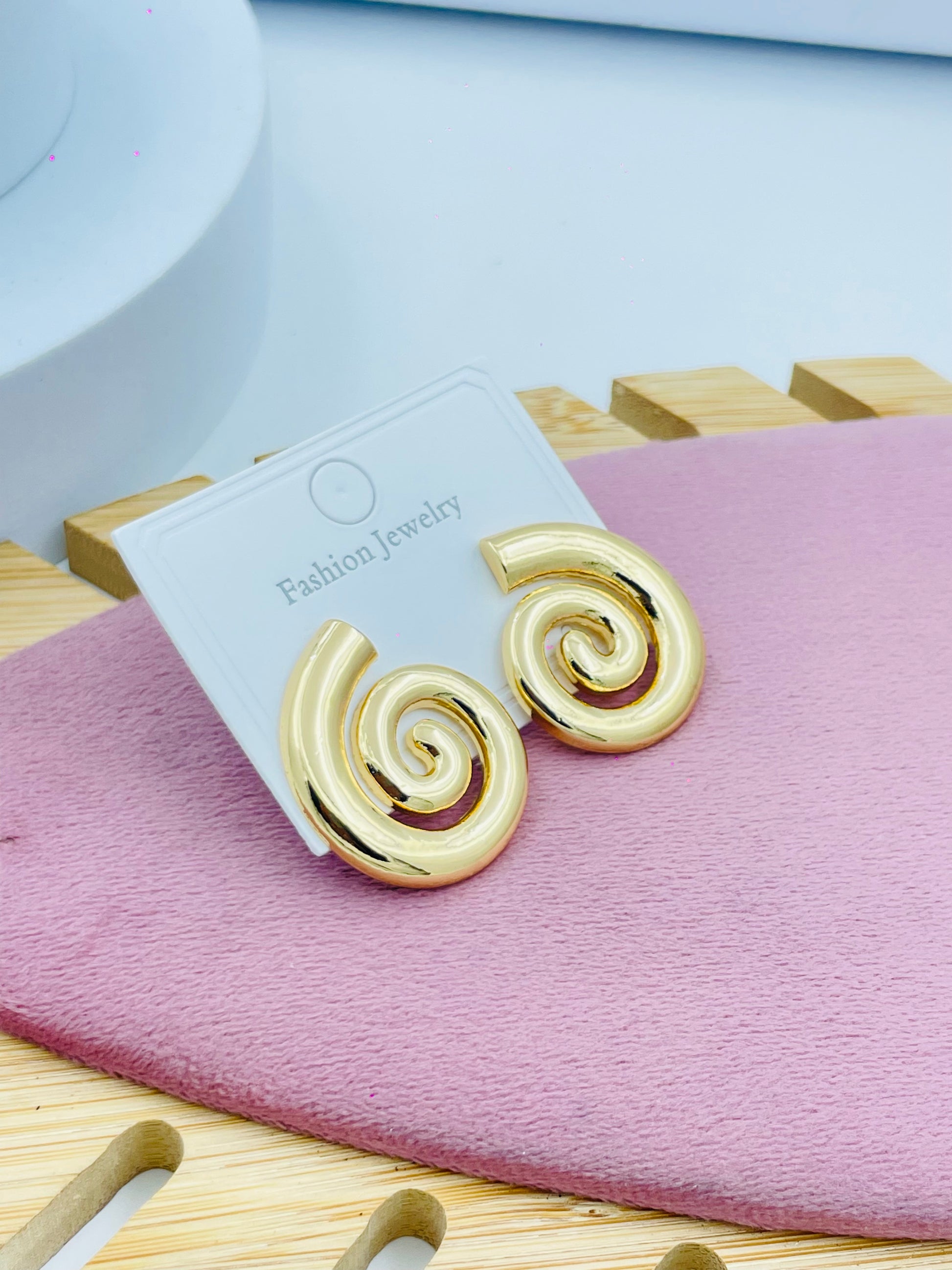 Elegant Gold Spiral Earrings