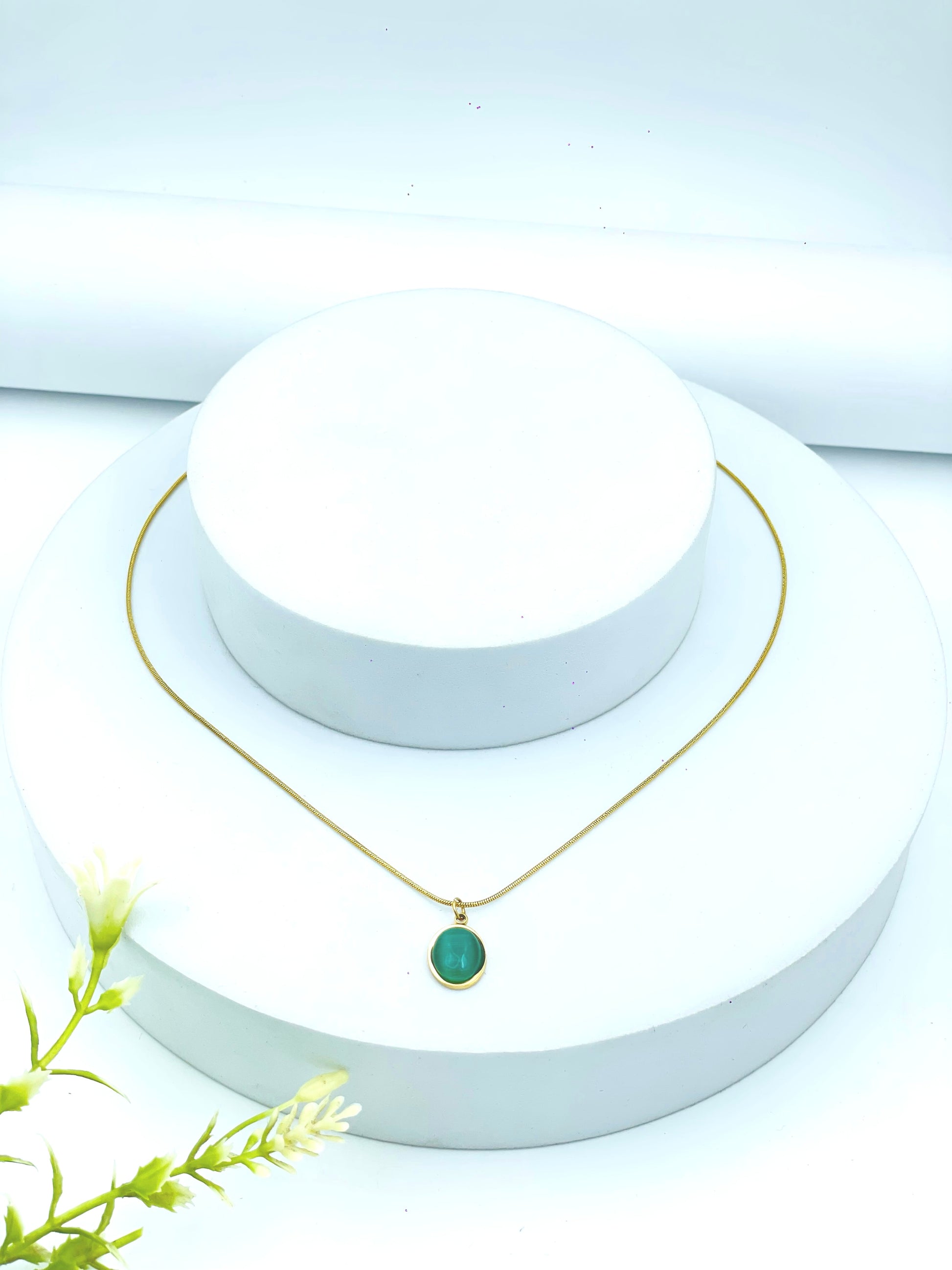 Elegant Green Gemstone Pendant Necklace