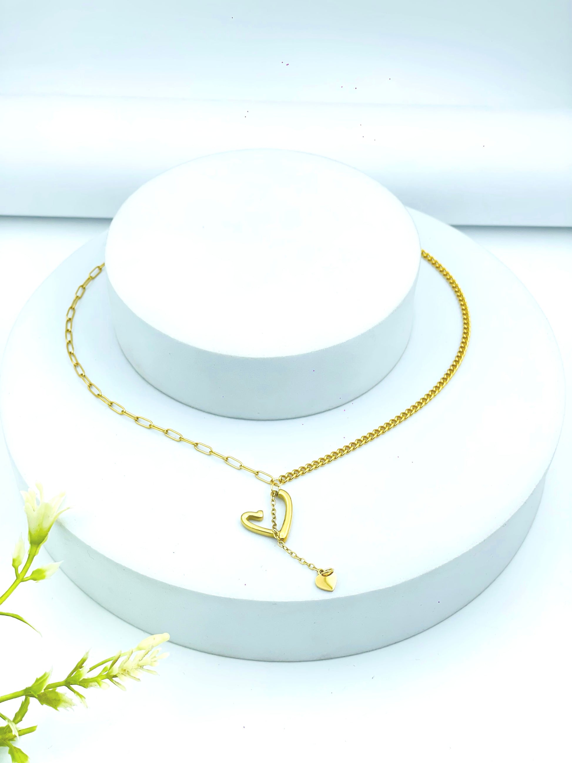 Elegant Gold Heart Lariat Necklace  Perfect Gift