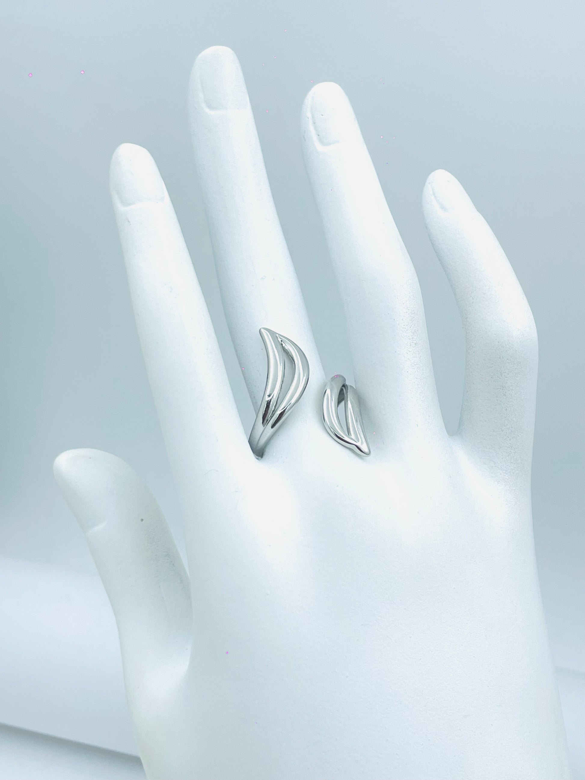 Elegant Silver Wave Adjustable Ring for Women